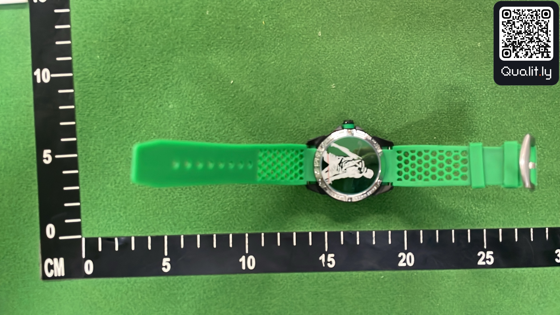 Montre — photo QC 2 sur 3