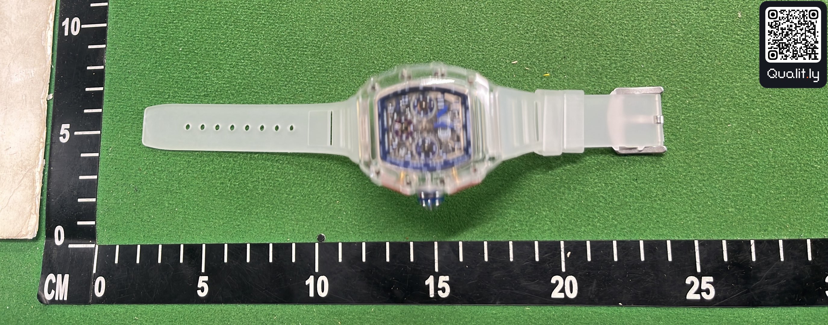 Montre — photo QC 1 sur 15