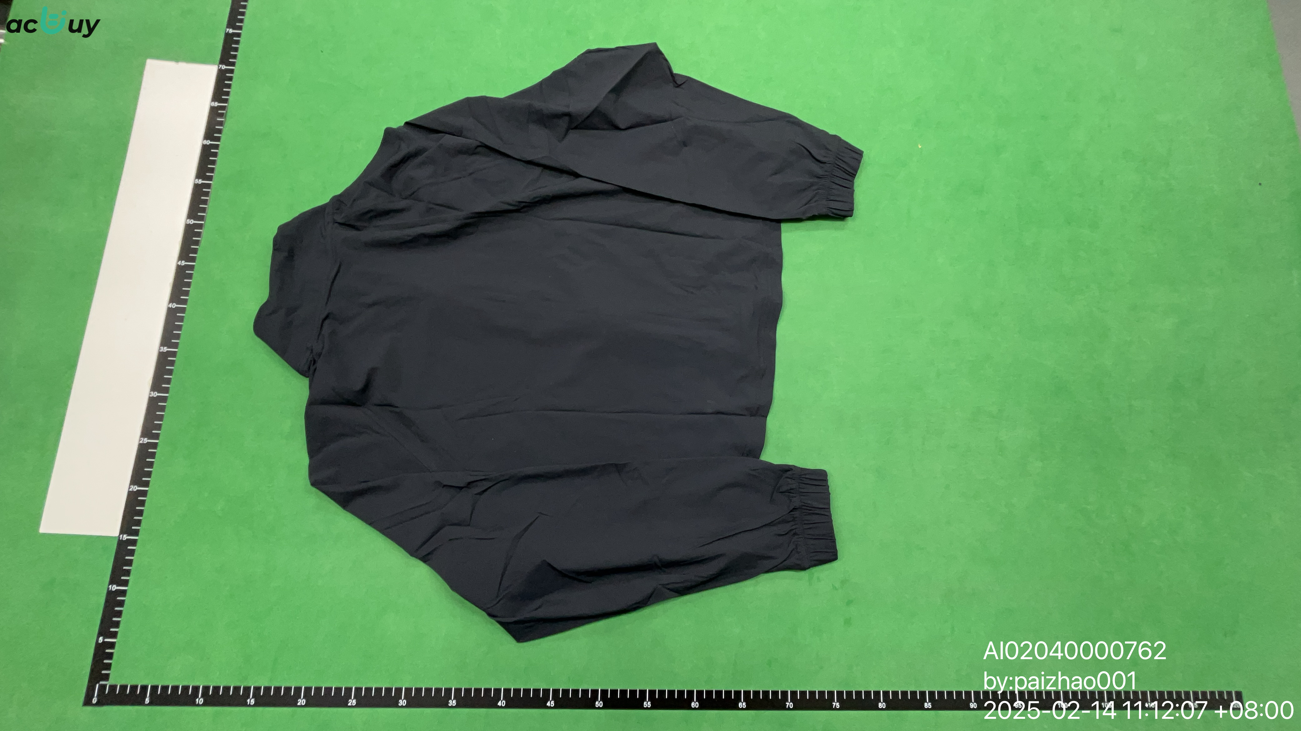 夹克 QC 照片 2 / 4