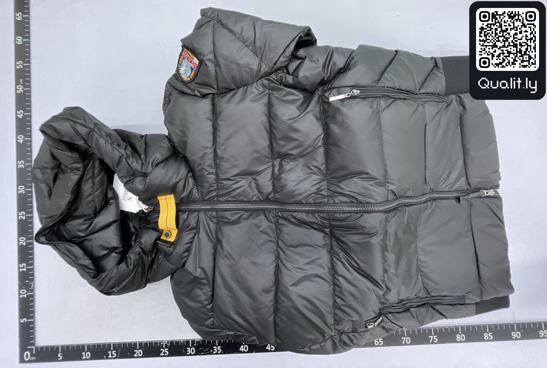 Jacket QC photo 2 of 97