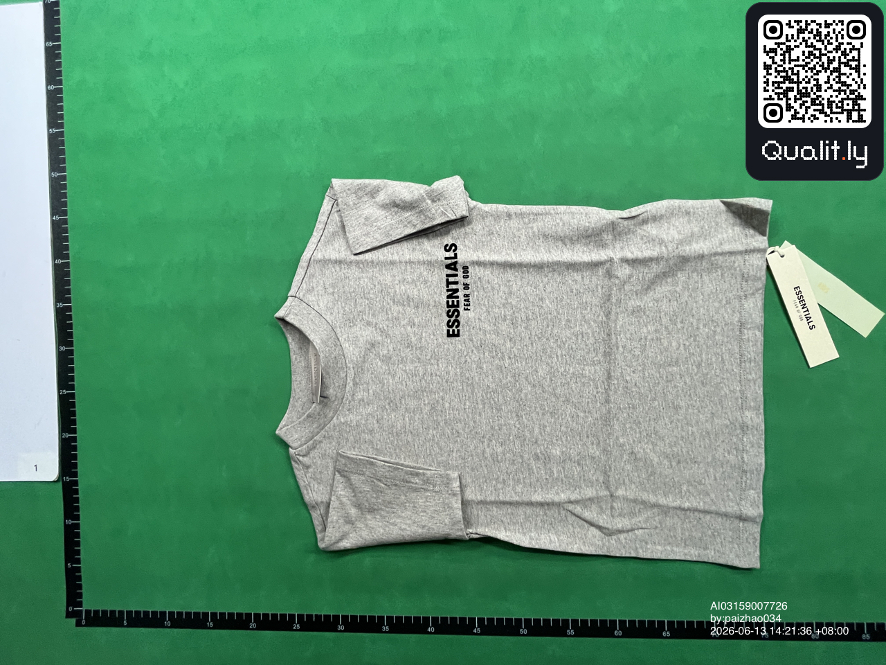 T-shirt QC photo 2 of 26