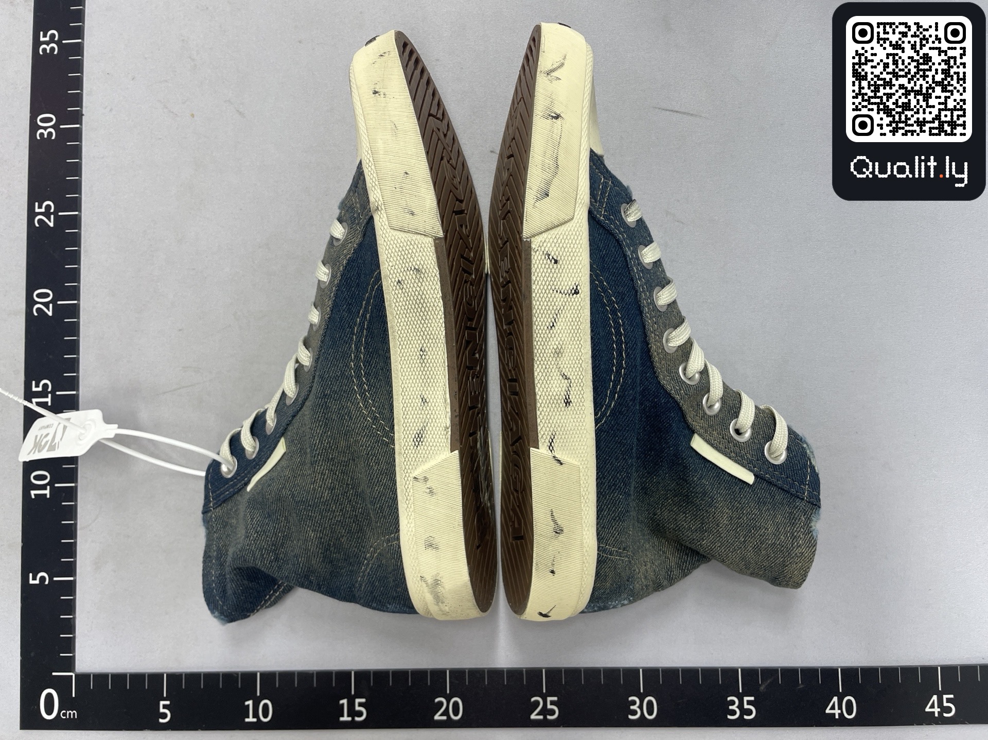 Sneakers — QC-foto 3 av 5