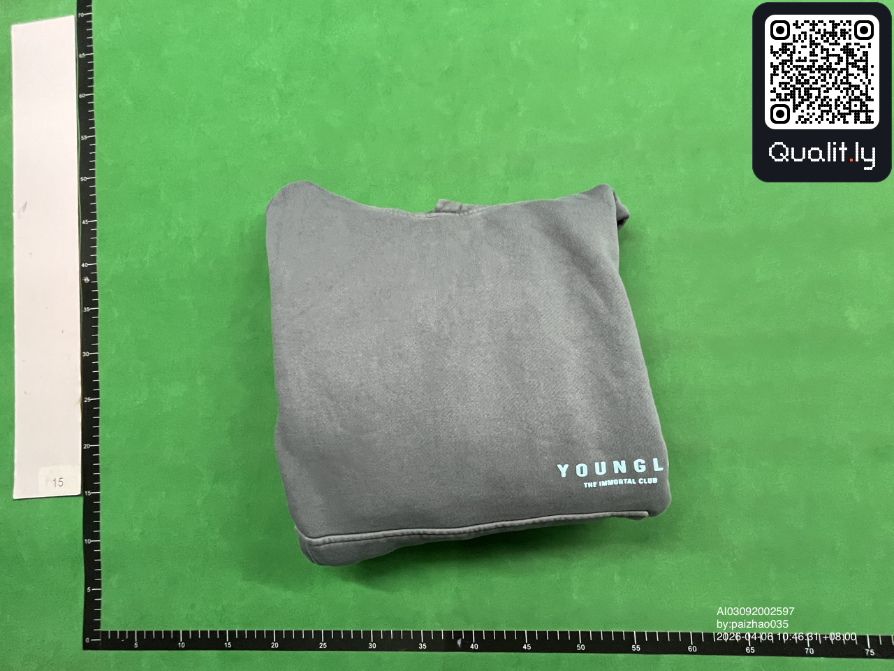 Hoodie — QC-foto 1 av 4