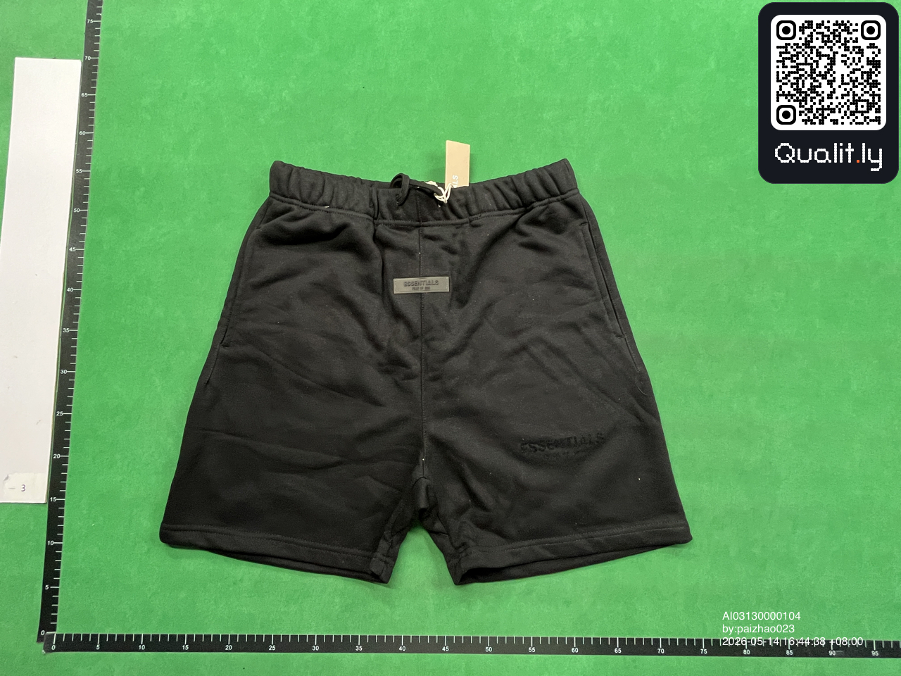 Shorts QC photo 3 of 50