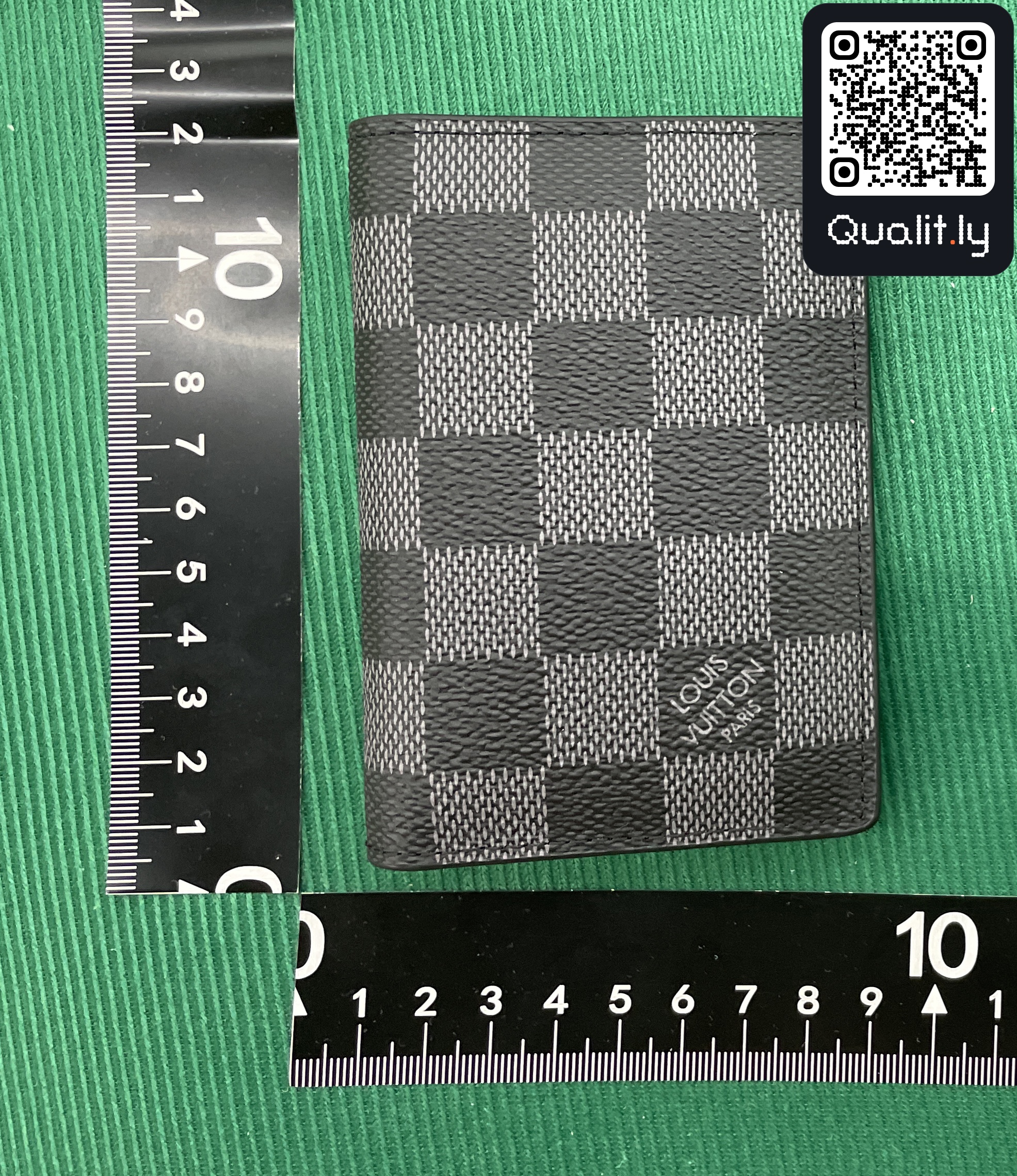 Foto QC 2 di 10