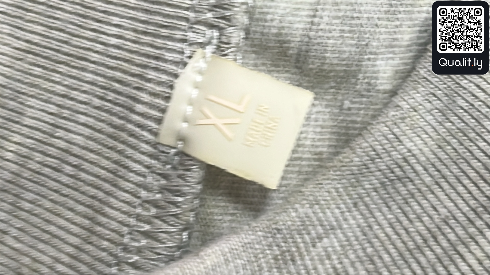 T-shirt — QC-foto 1 av 12