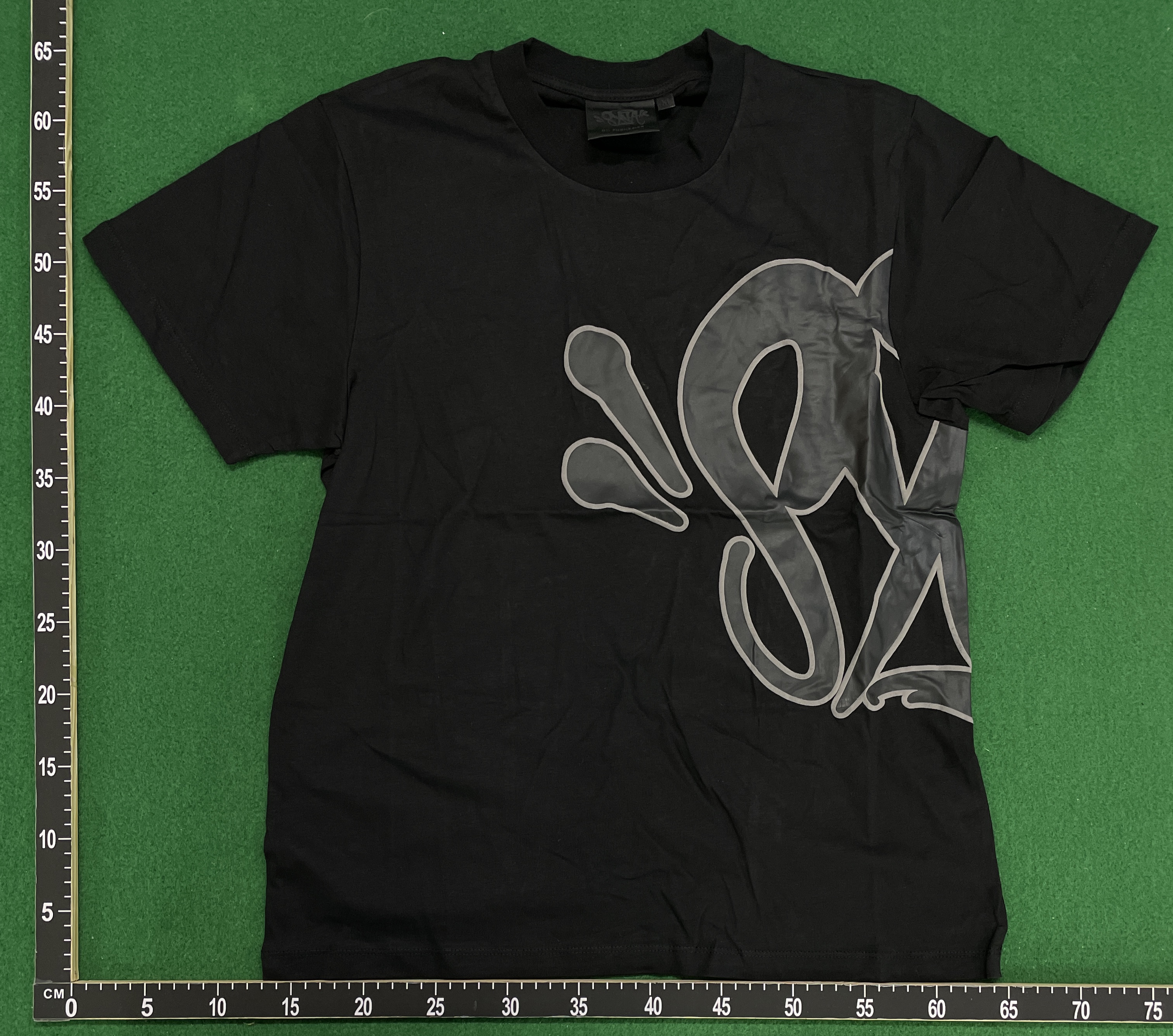 T-shirt QC photo 2 of 160