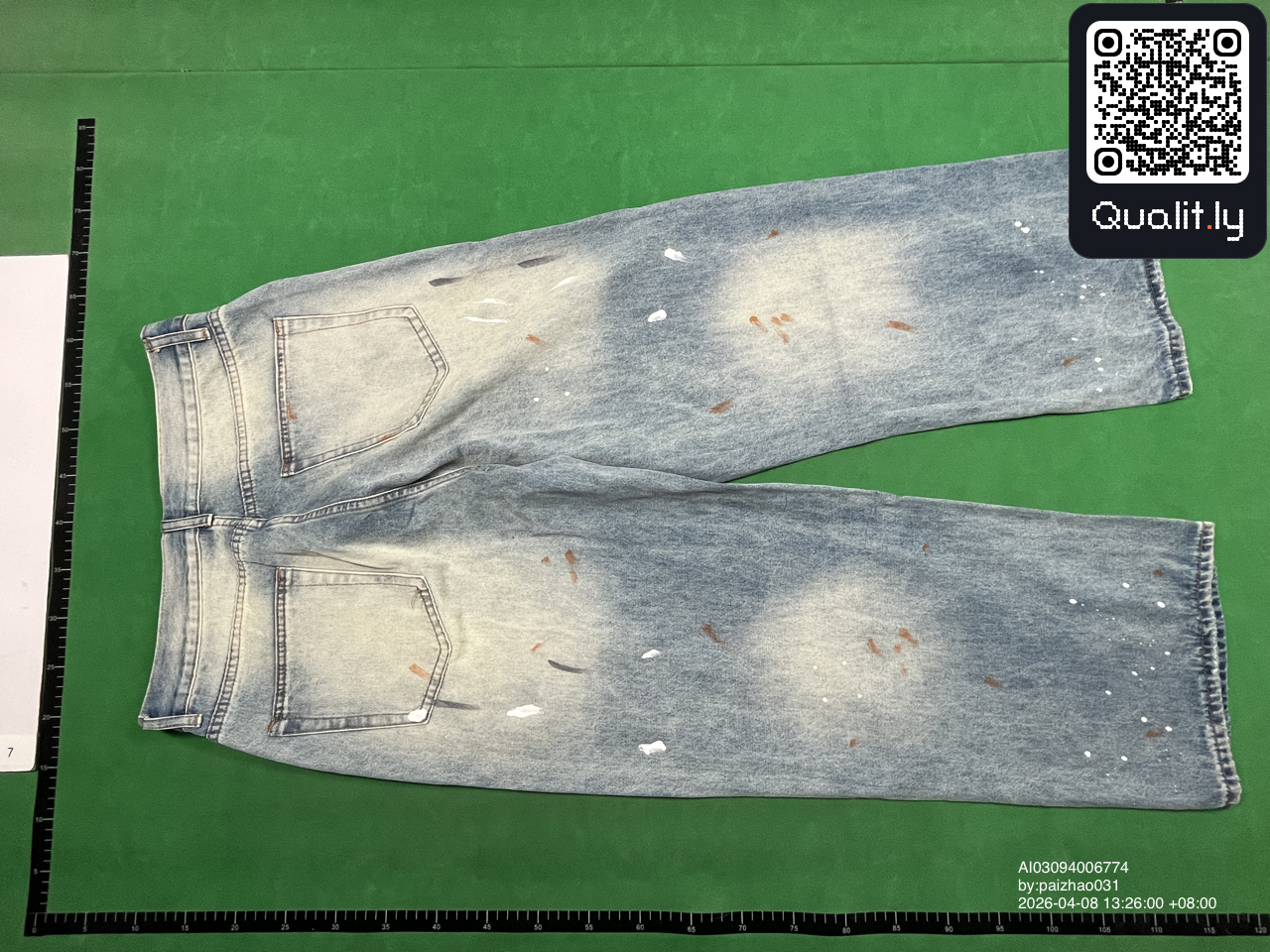 Jeans — QC-foto 2 av 26