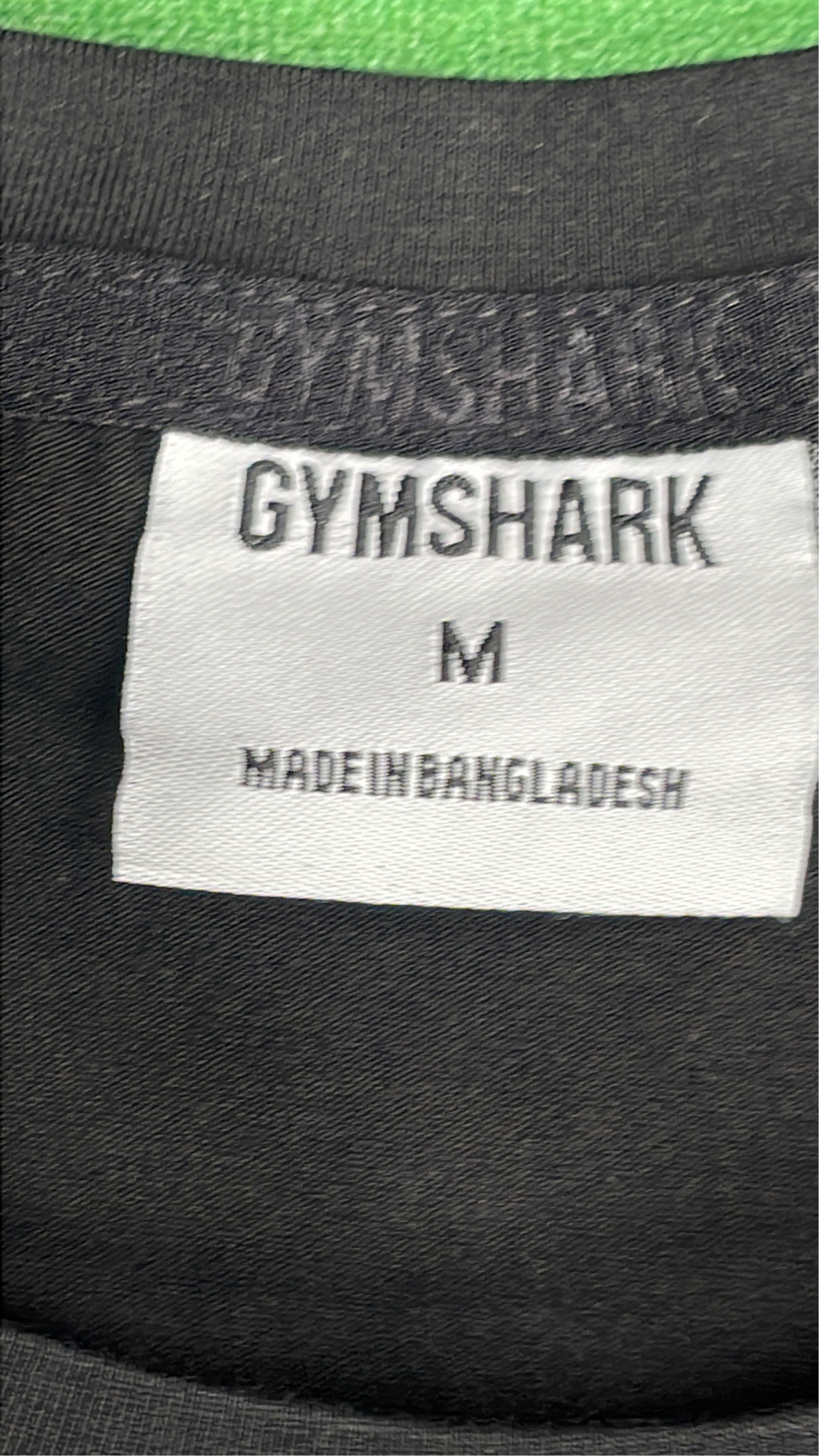 T-shirt — foto QC 1 de 16
