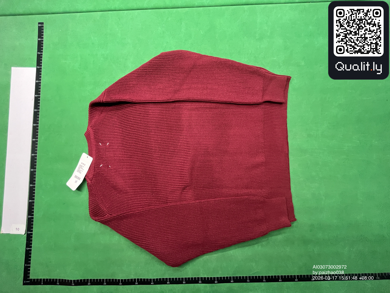 Sweater QC photo 2 of 22