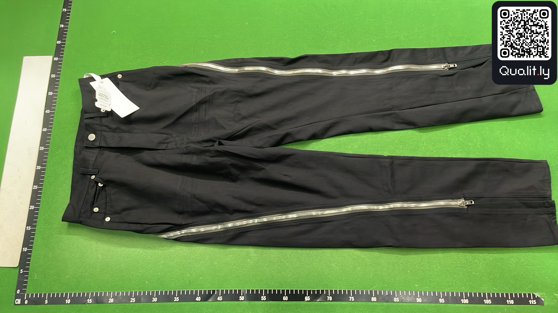 Jeans — QC-foto 2 av 30
