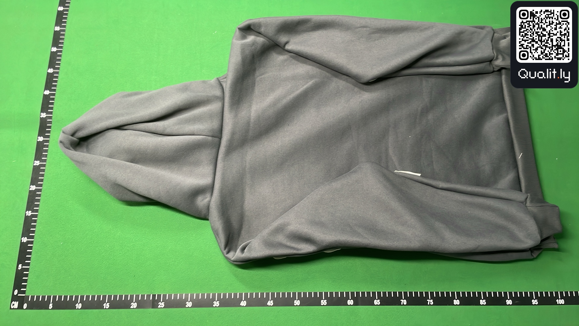 Hoodie QC photo 3 of 4