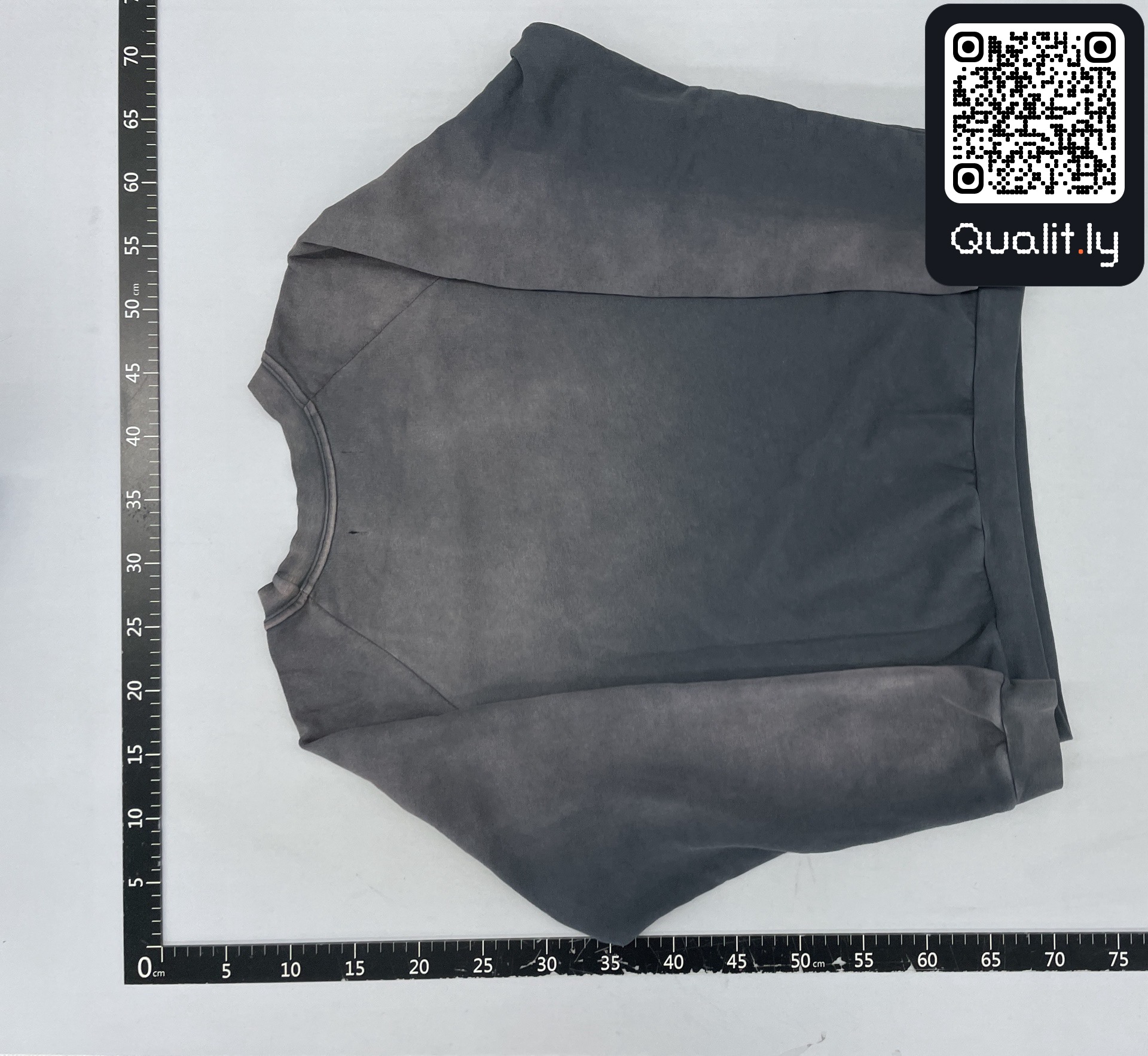 Sweater — QC-foto 2 van 88