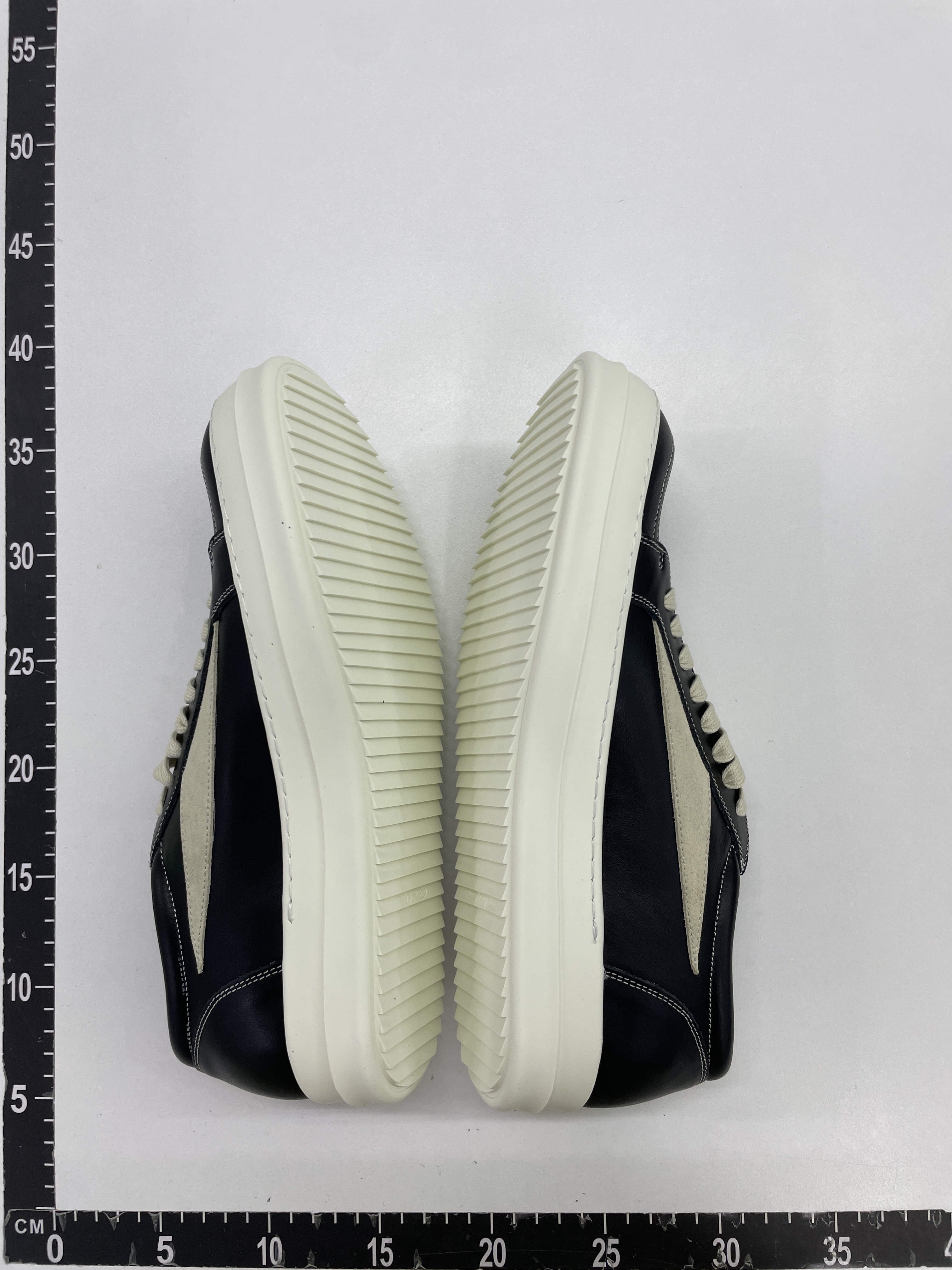 球鞋 QC 照片 3 / 70