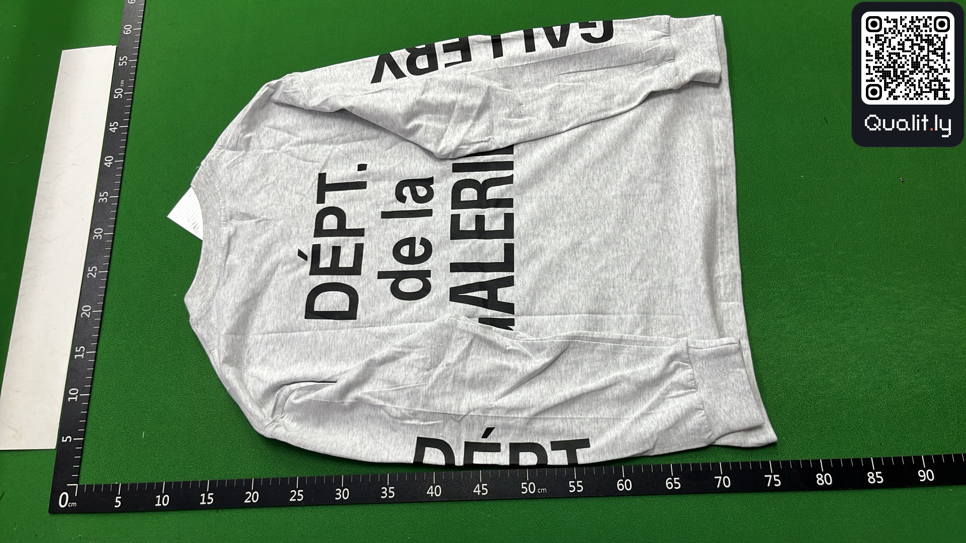 Sweater — QC-foto 3 van 36