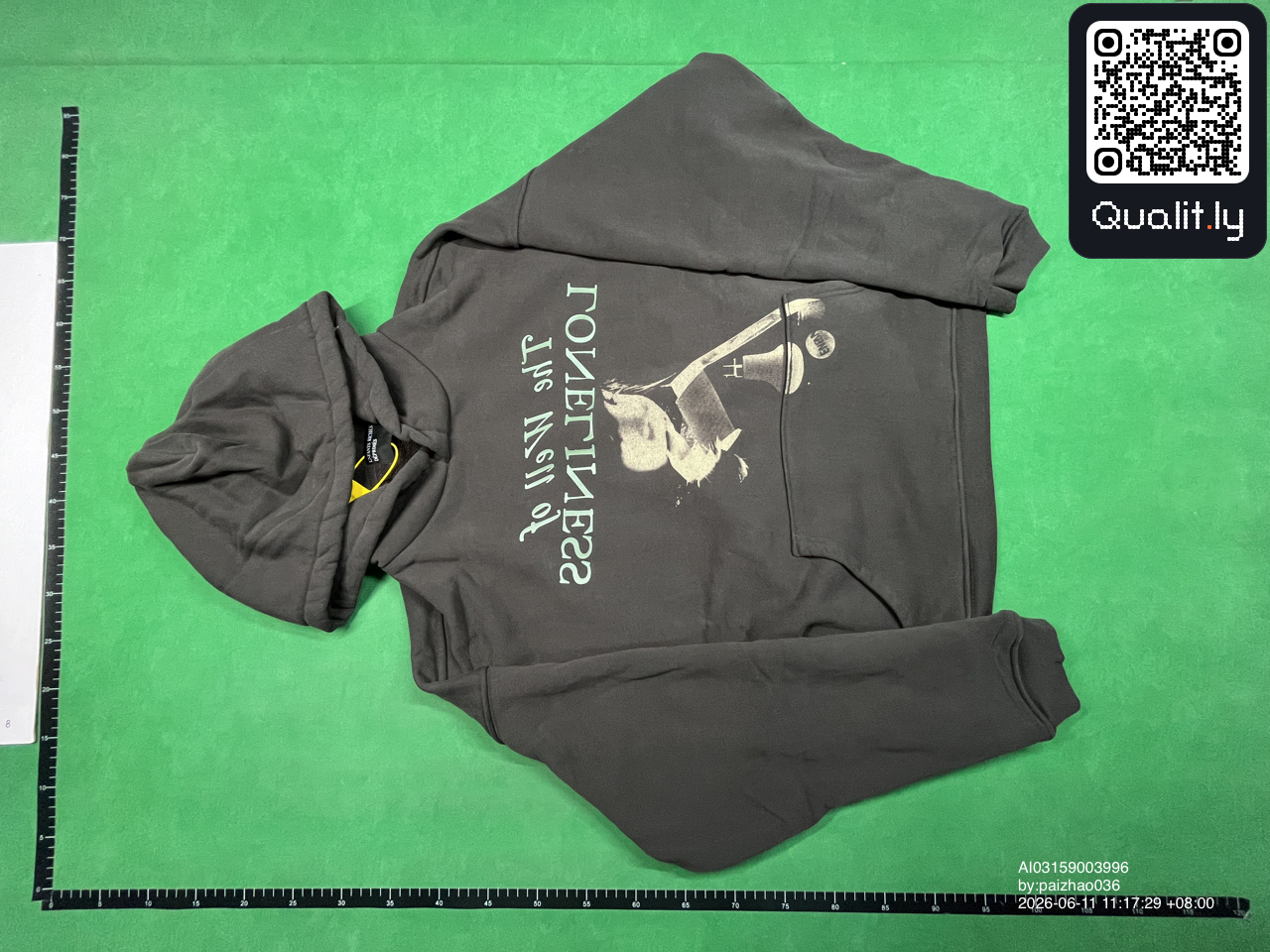 Hoodie — QC-Foto 2 von 10