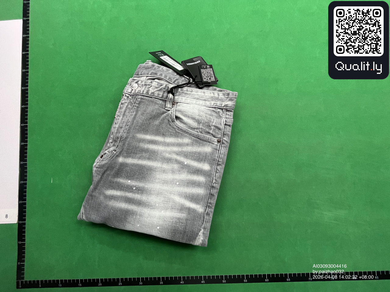 Jeans QC photo 1 of 46
