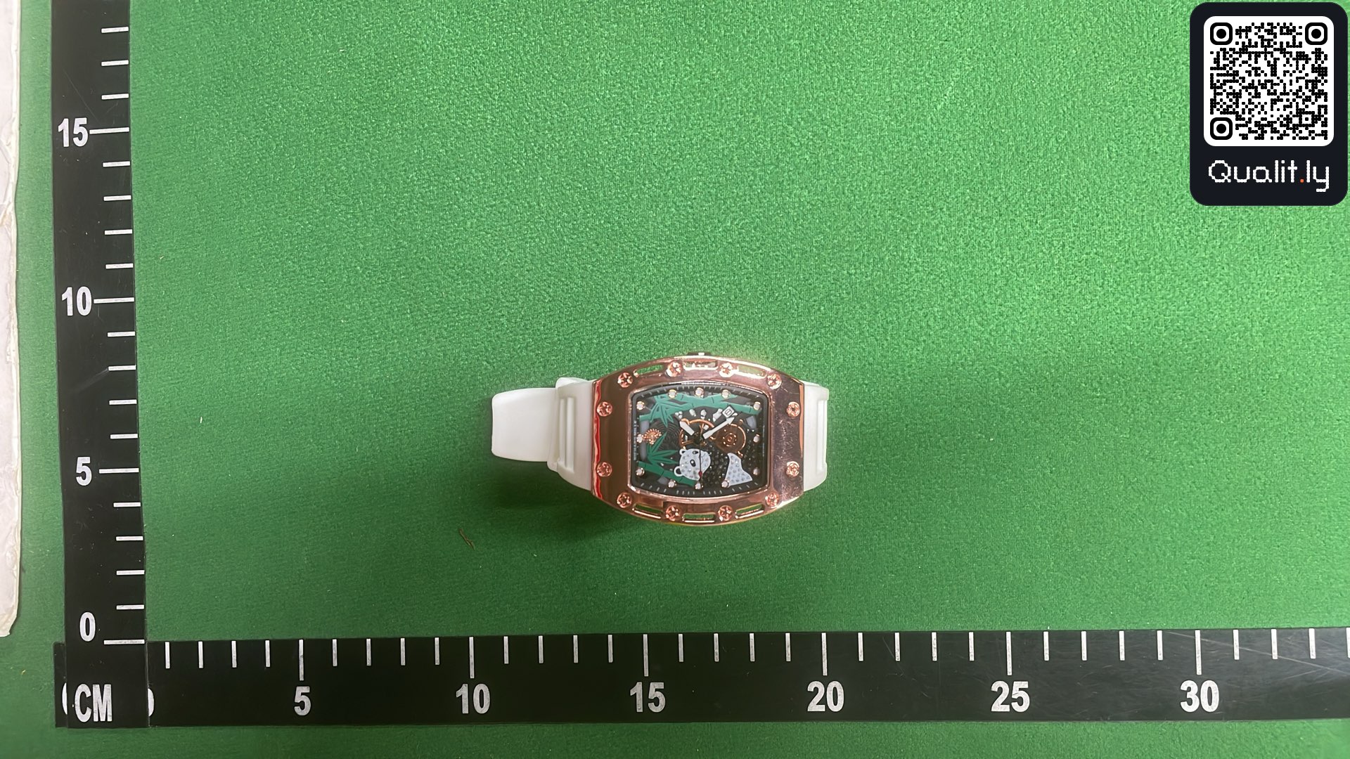 Orologio — foto QC 1 di 13