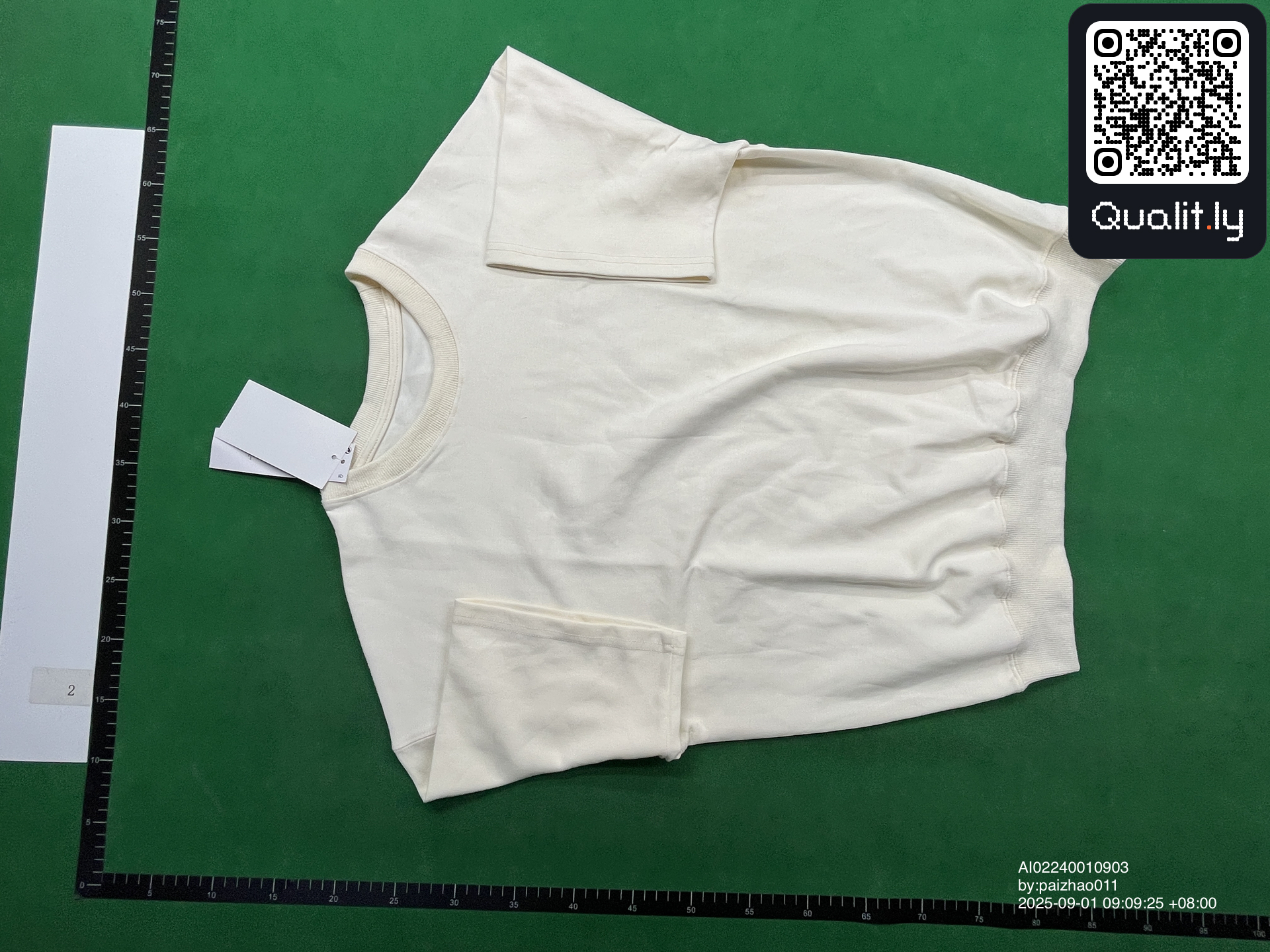 Sweat — photo QC 3 sur 8