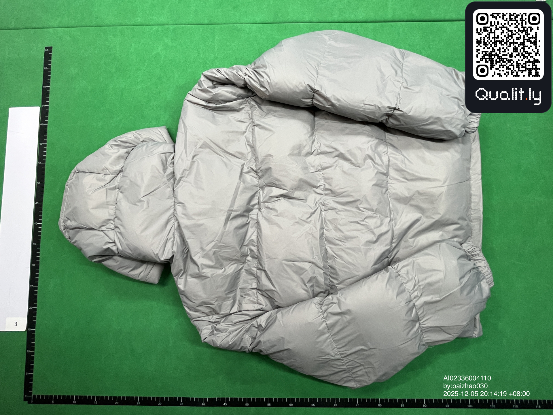 夹克 QC 照片 2 / 4