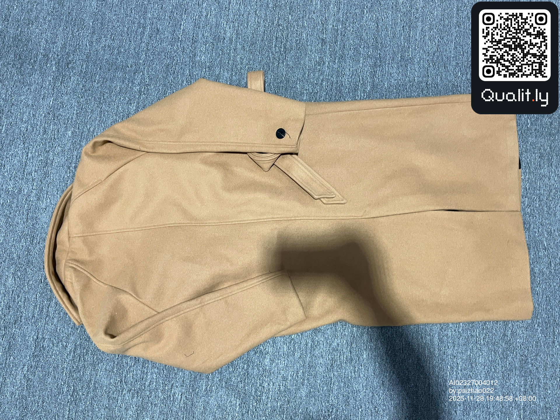 Jacket QC photo 2 of 38