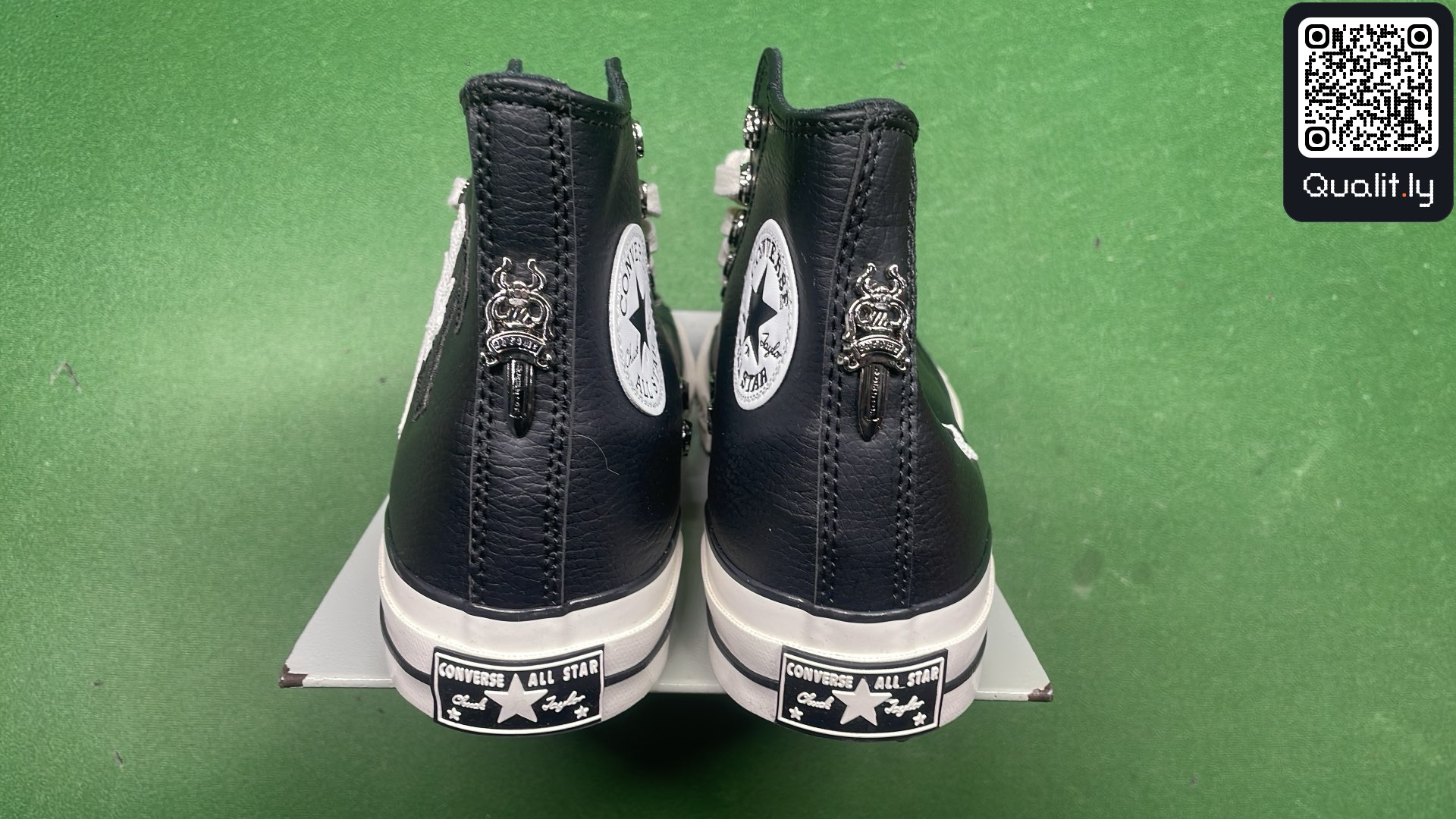 Sneaker — QC-Foto 3 von 36