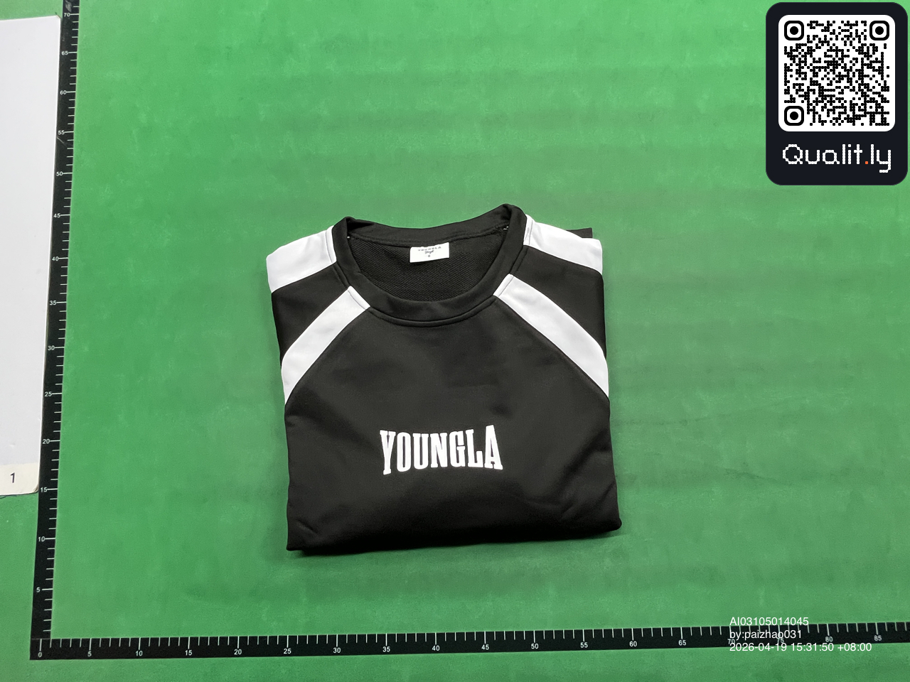Camiseta — foto QC 1 de 8