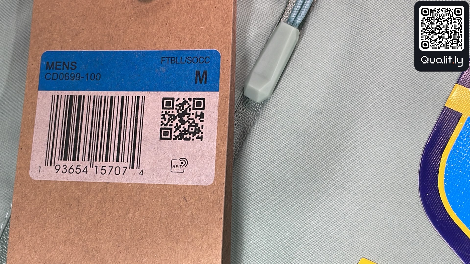 Jas — QC-foto 1 van 32