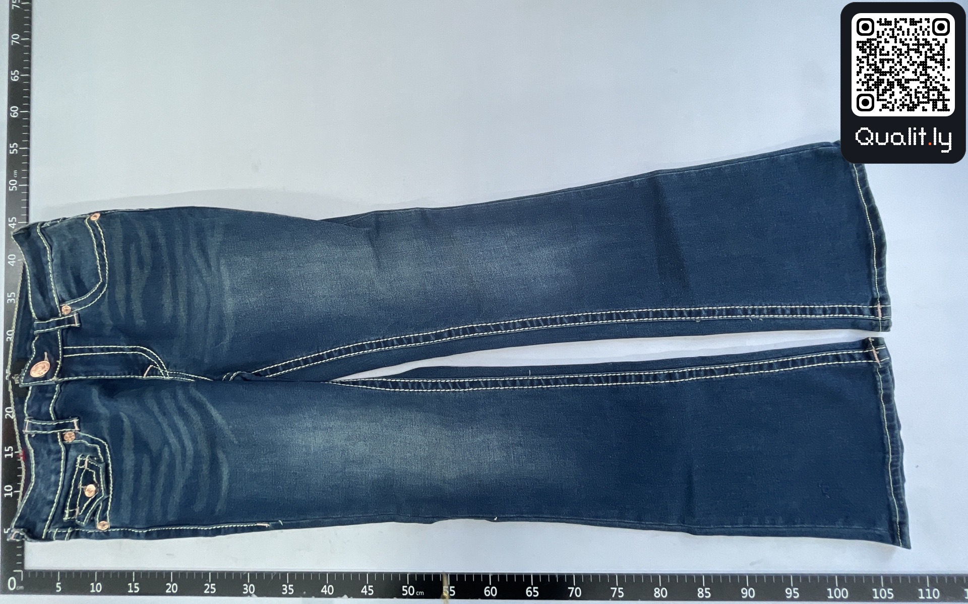Jean — photo QC 3 sur 4