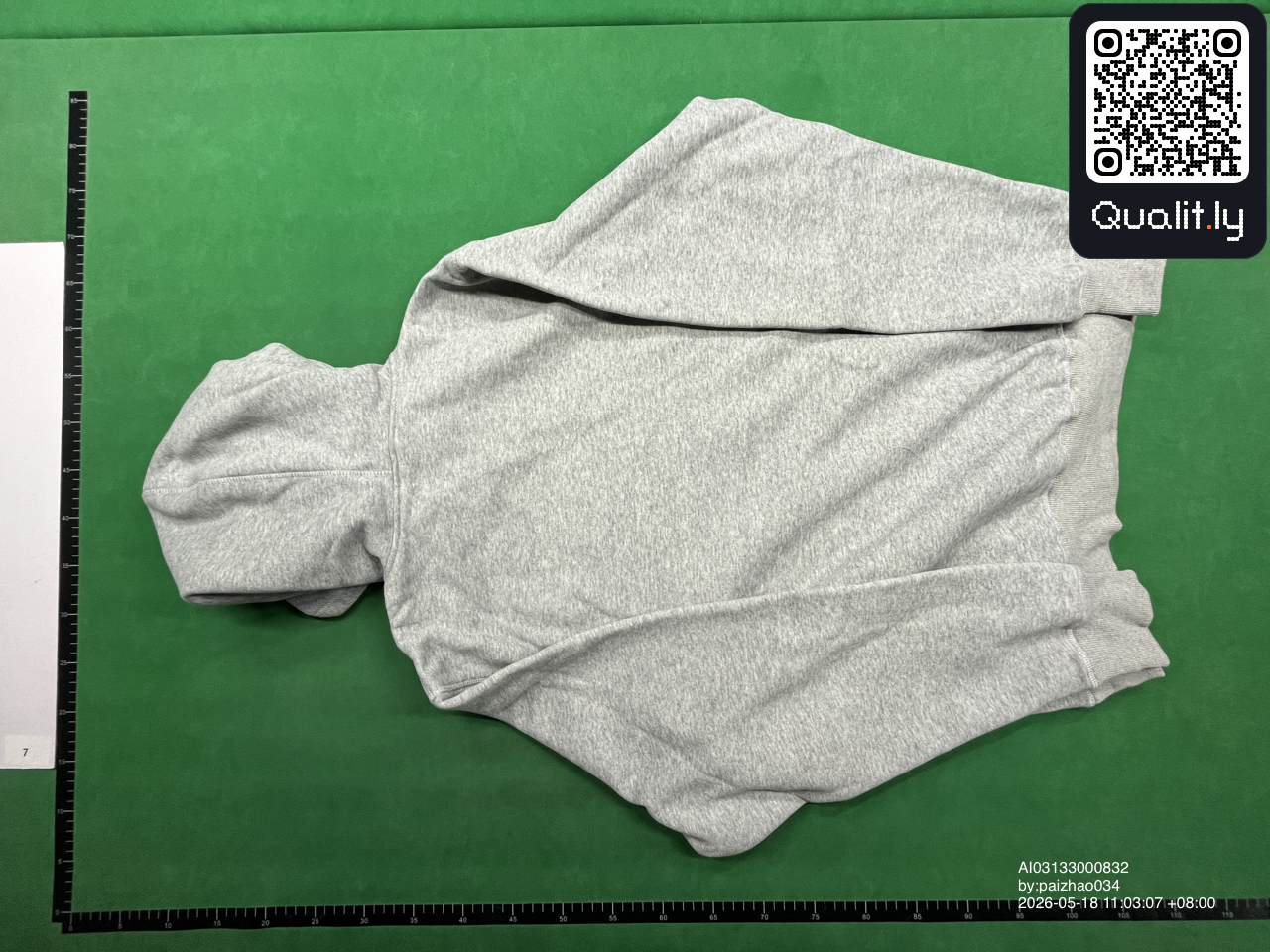 Hoodie — QC-foto 2 av 42