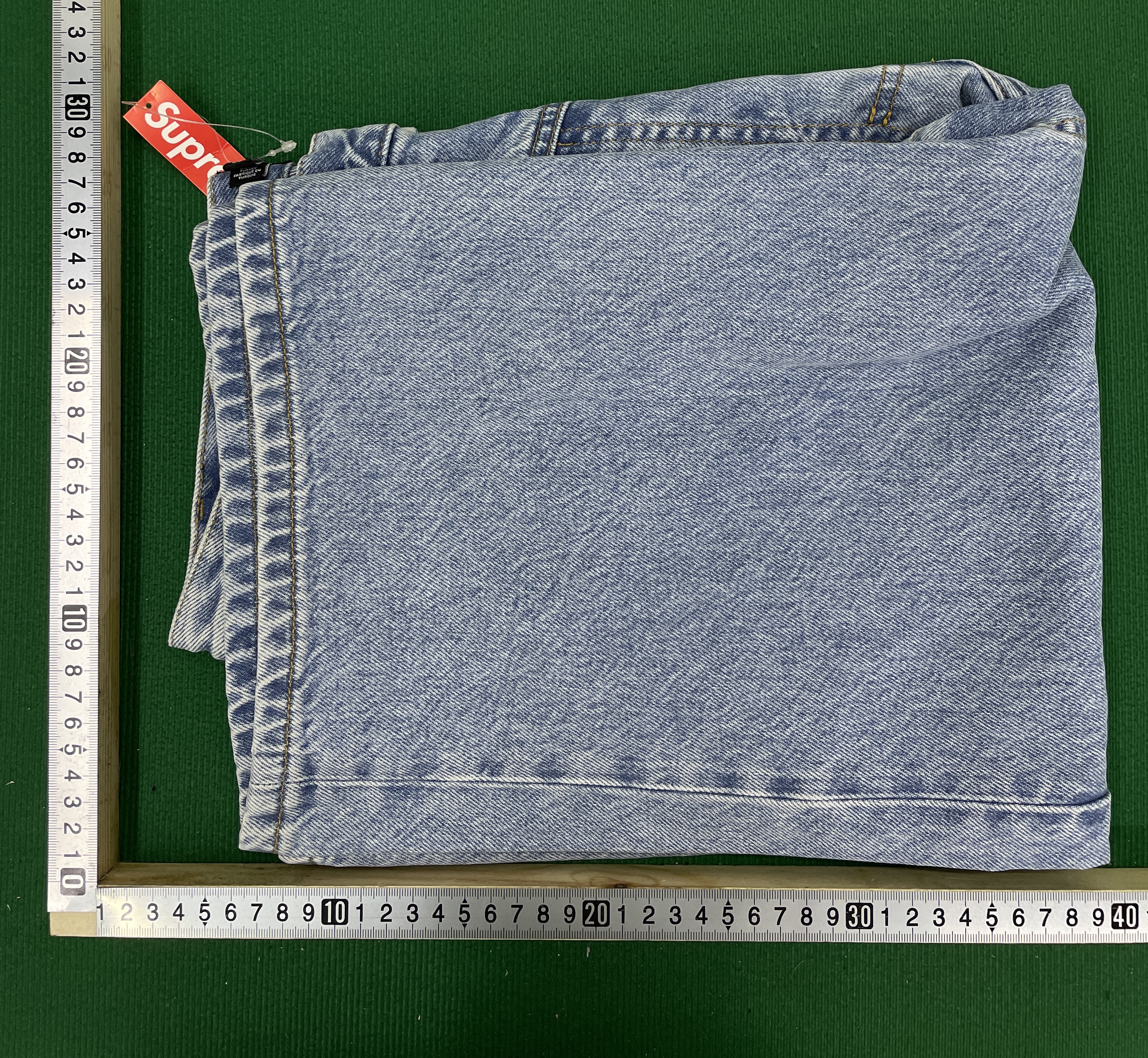 Jeans QC photo 1 of 26