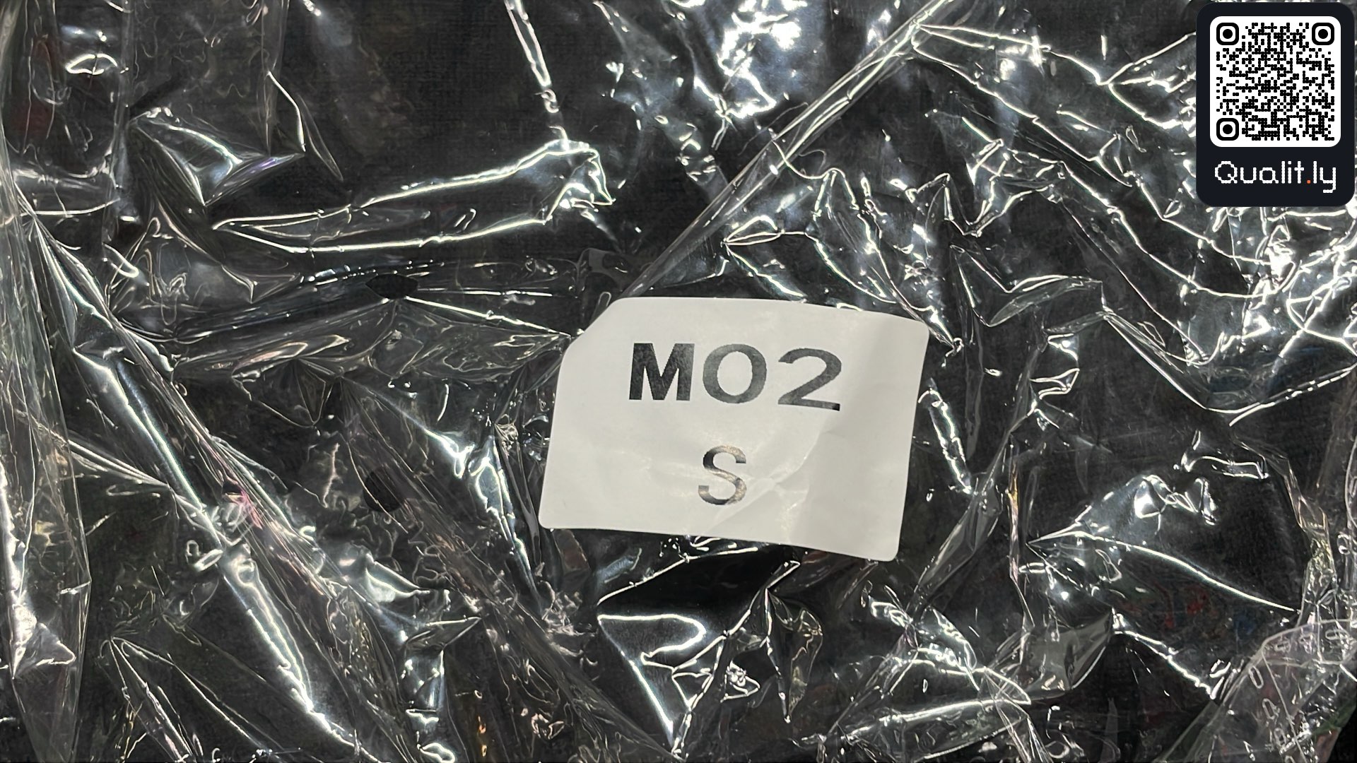 毛衣 QC 照片 1 / 8