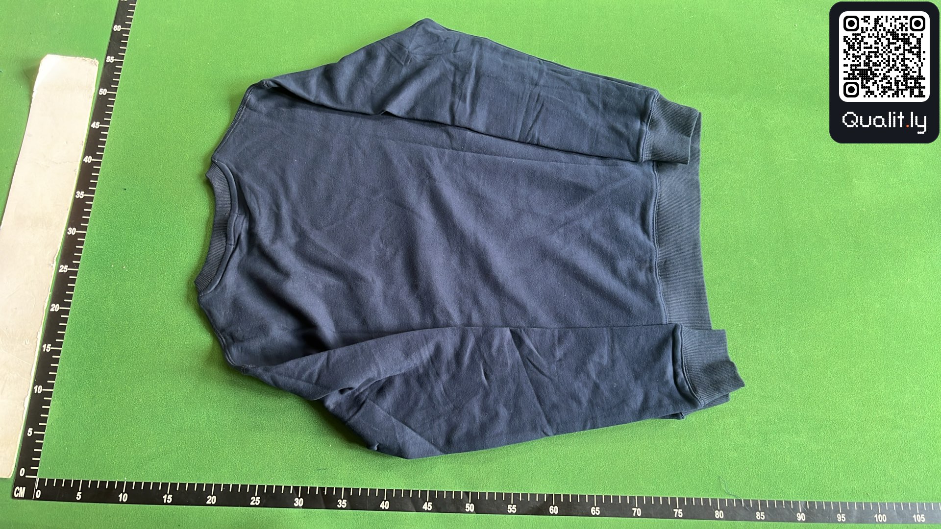 Sweatshirt — QC-foto 3 av 106