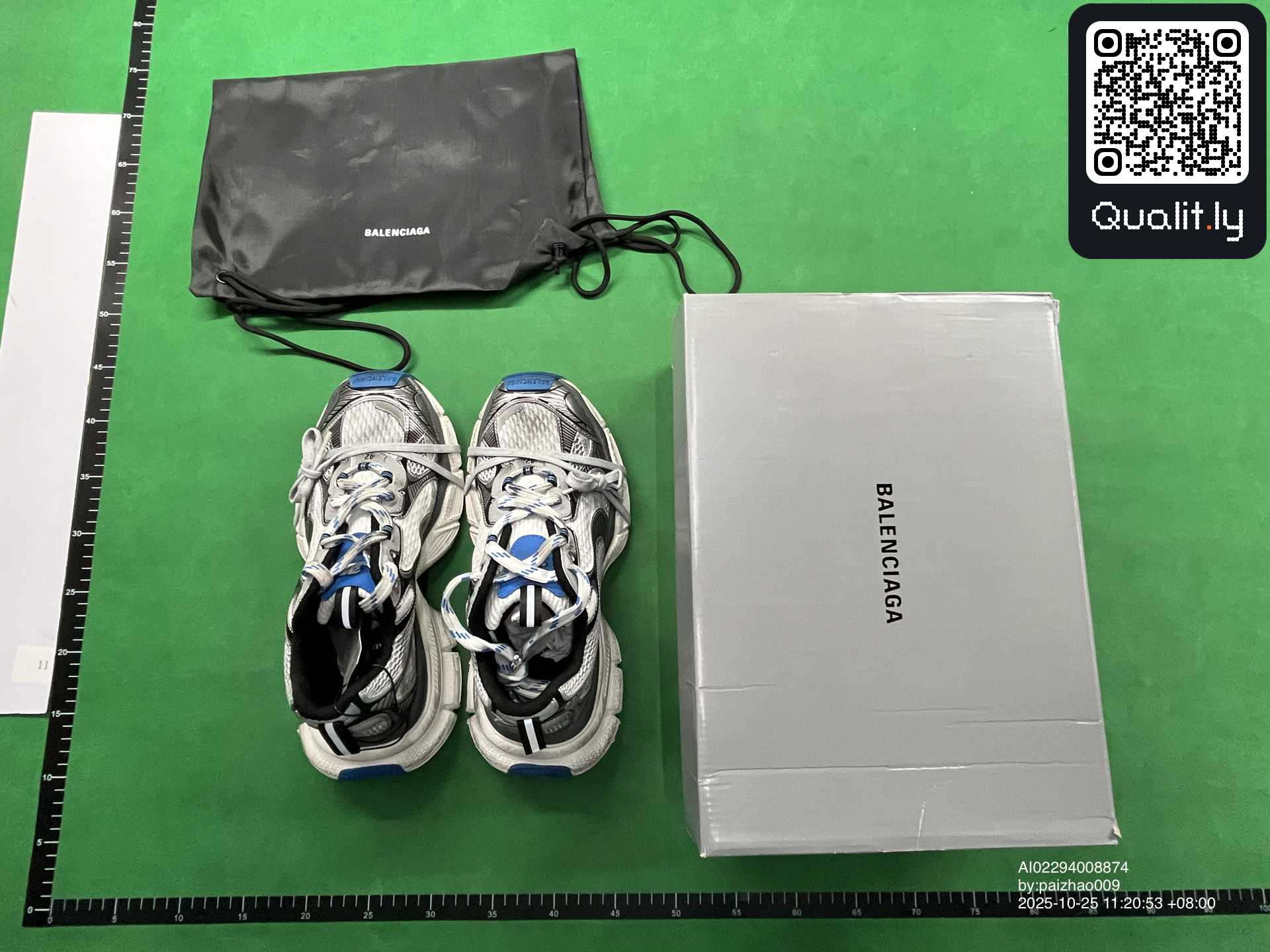 Sneakers — QC-foto 1 av 36