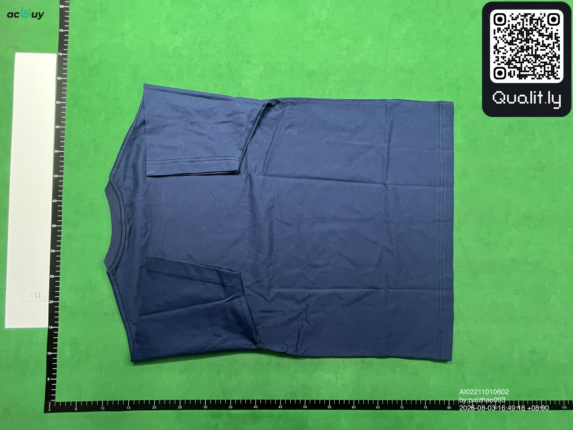 T-Shirt — QC-Foto 2 von 12