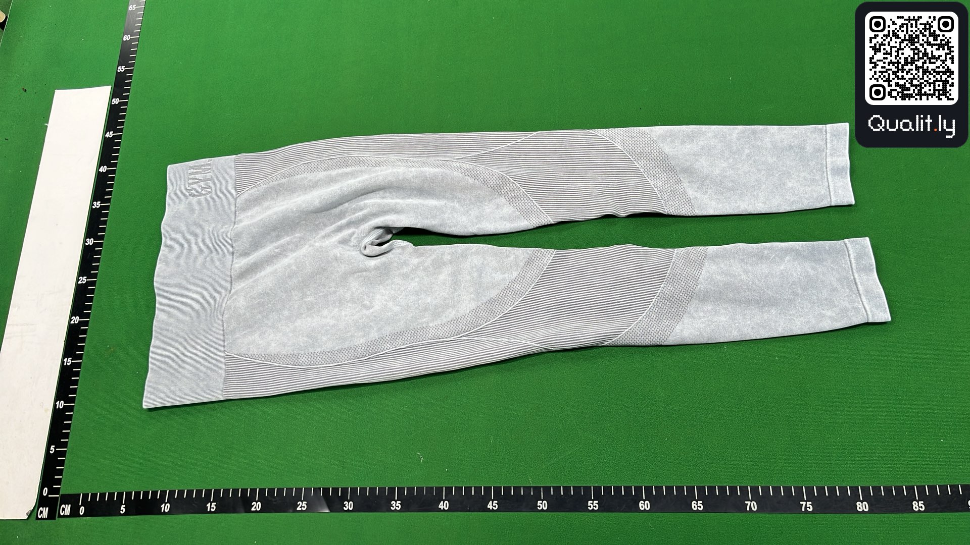 Pantalon — photo QC 2 sur 12