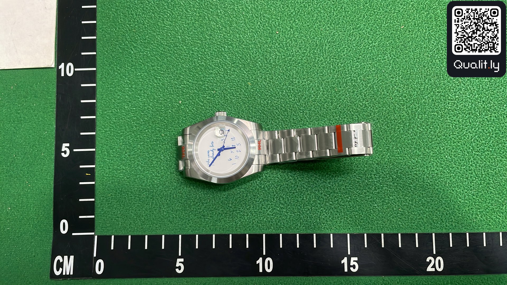 Reloj — foto QC 1 de 3