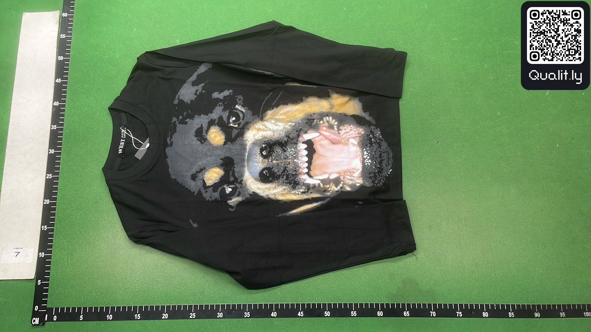 T恤 QC 照片 2 / 4