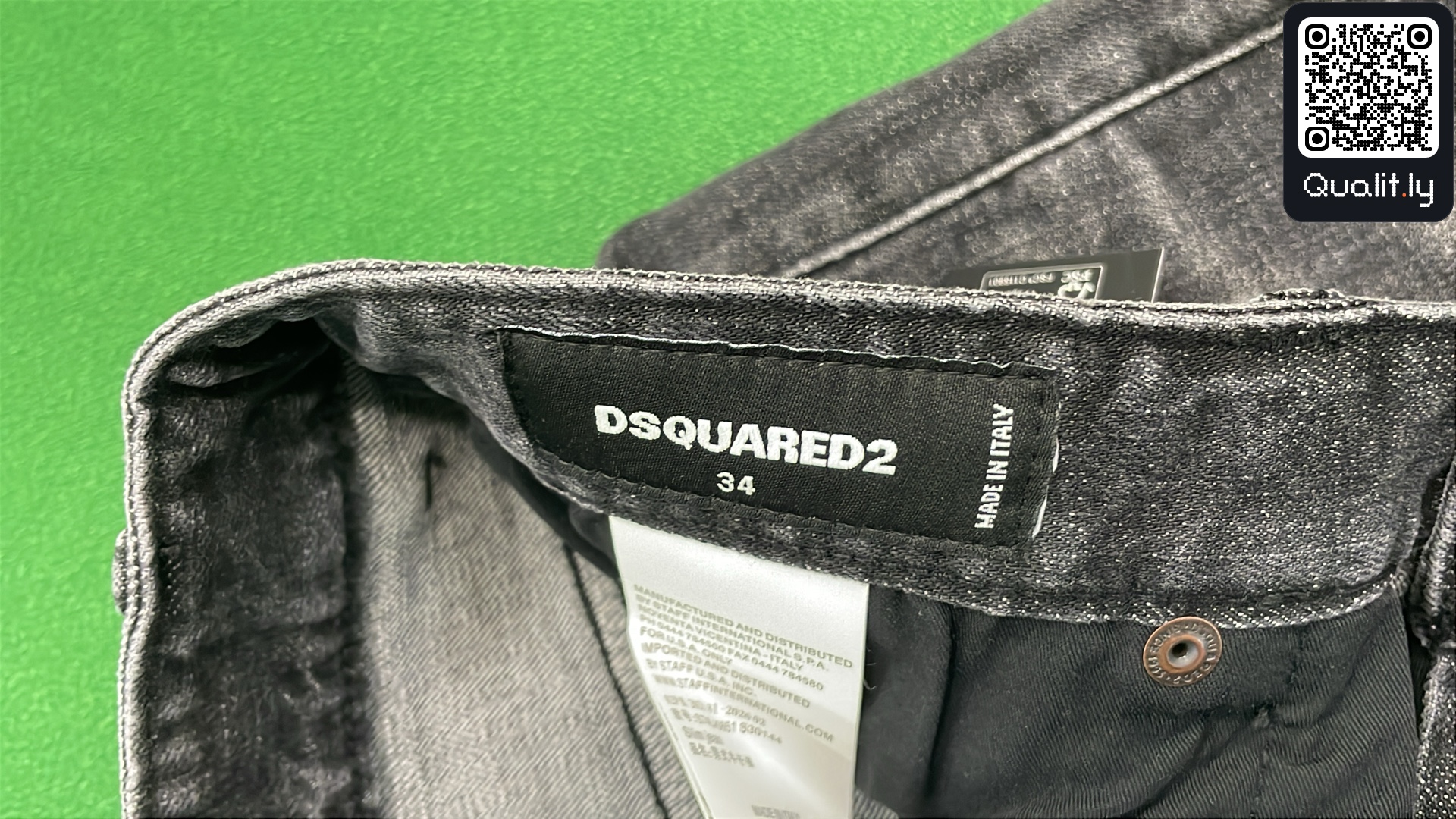 Jeans — QC-foto 1 av 12