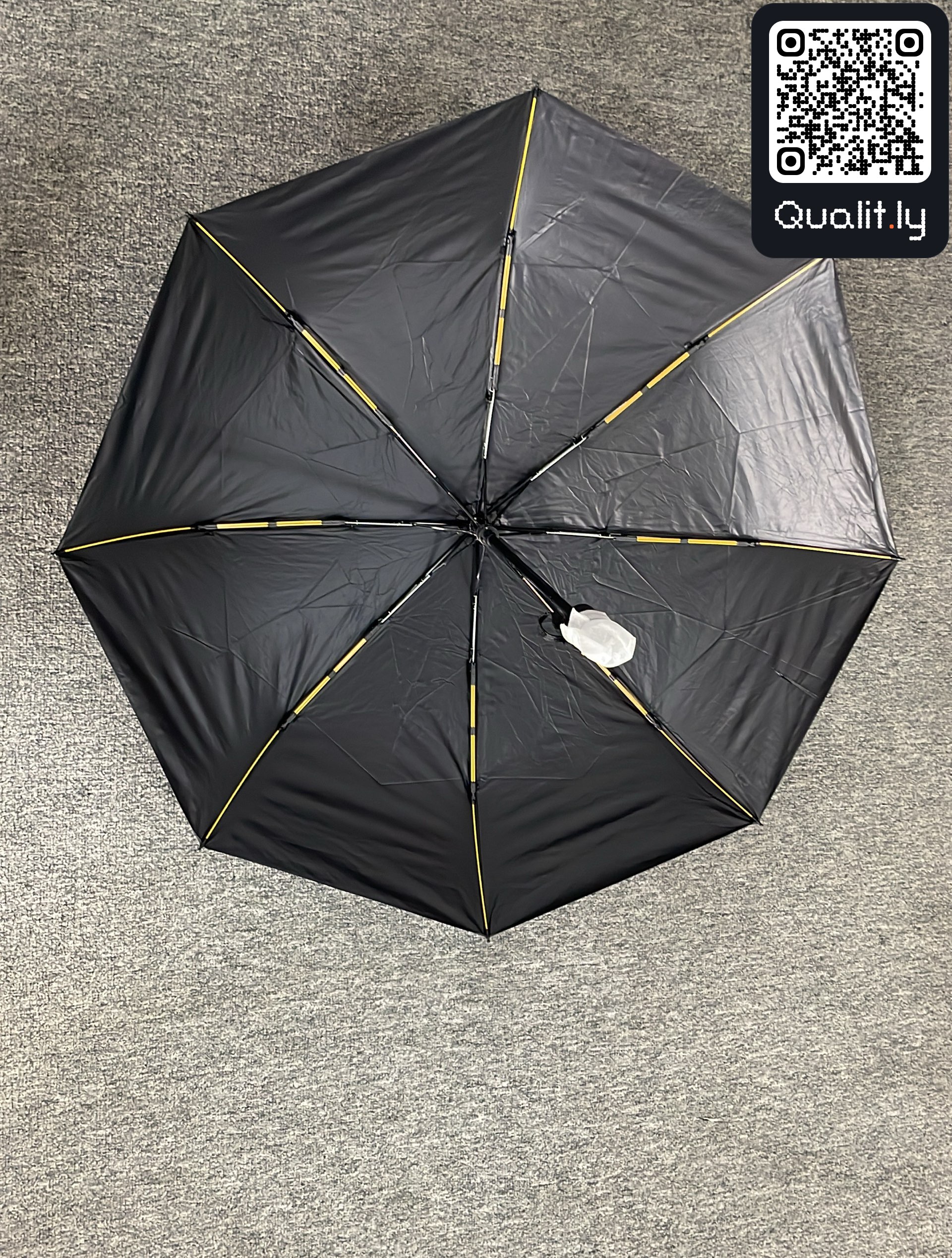 Foto QC 2 di 3