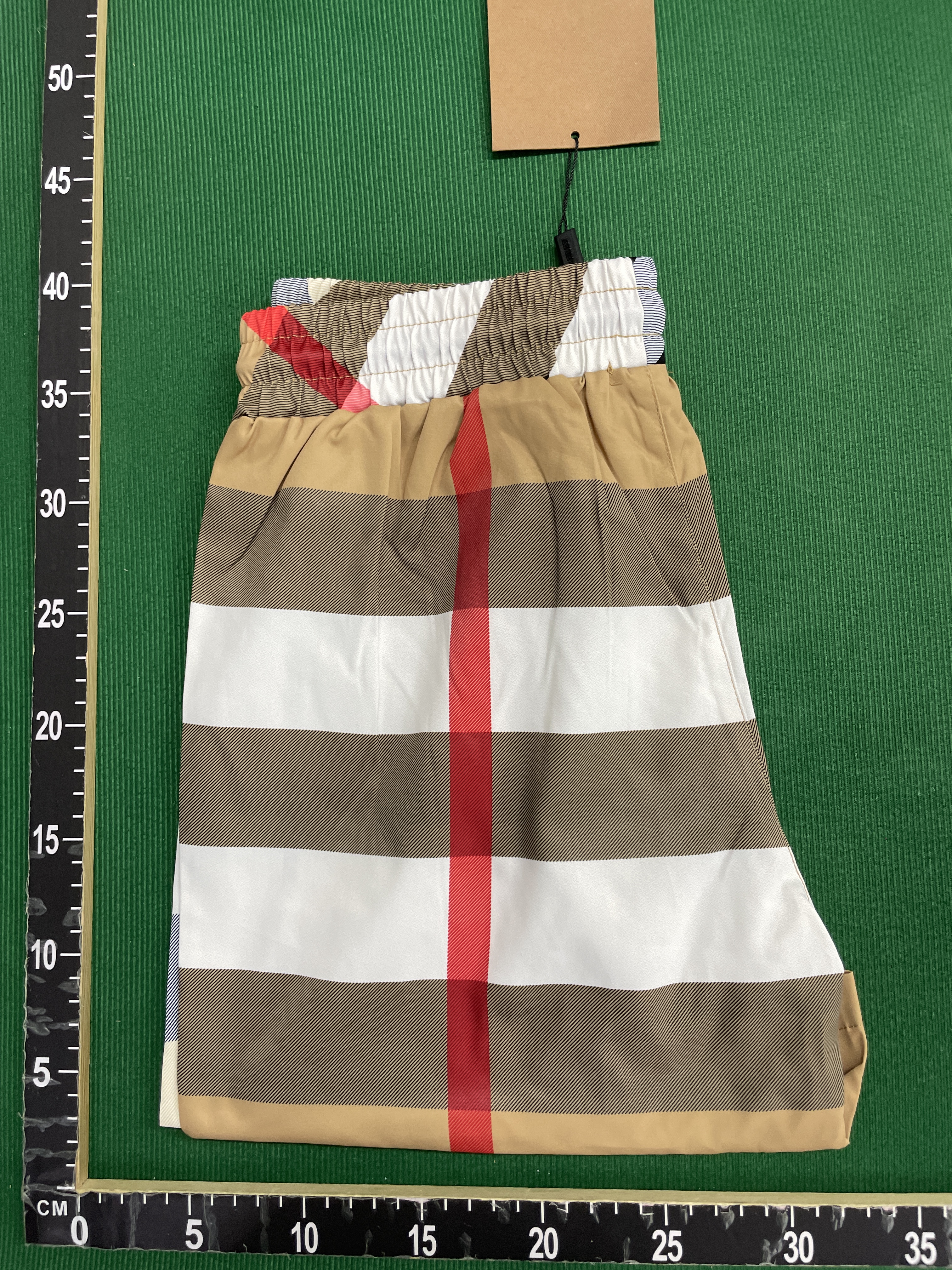 Shorts QC photo 1 of 24