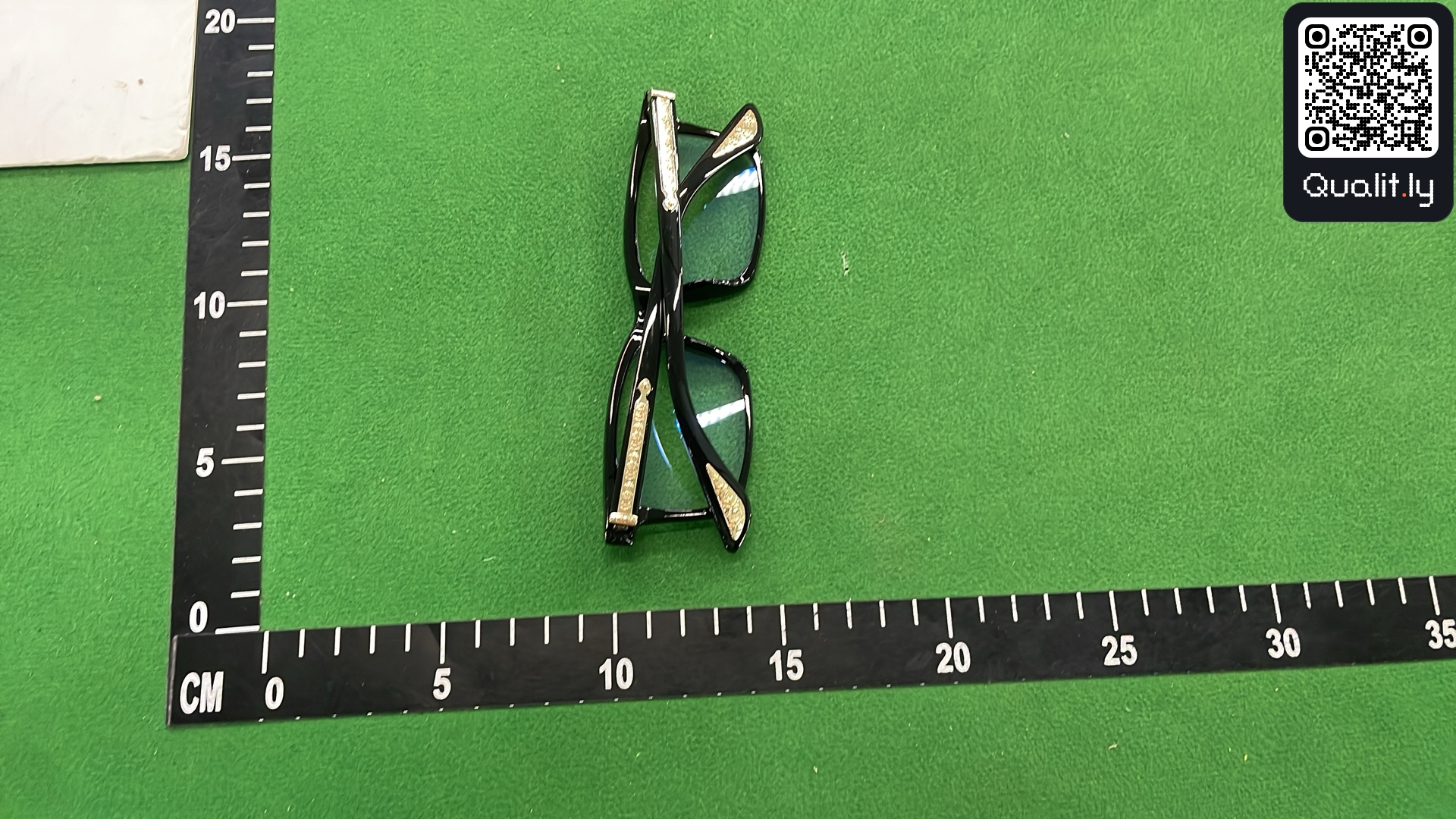 Okulary przeciwsłoneczne — zdjęcie QC 3 z 279