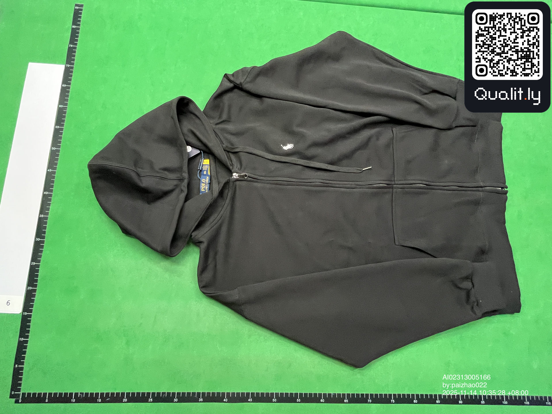 Hoodie QC photo 3 of 16