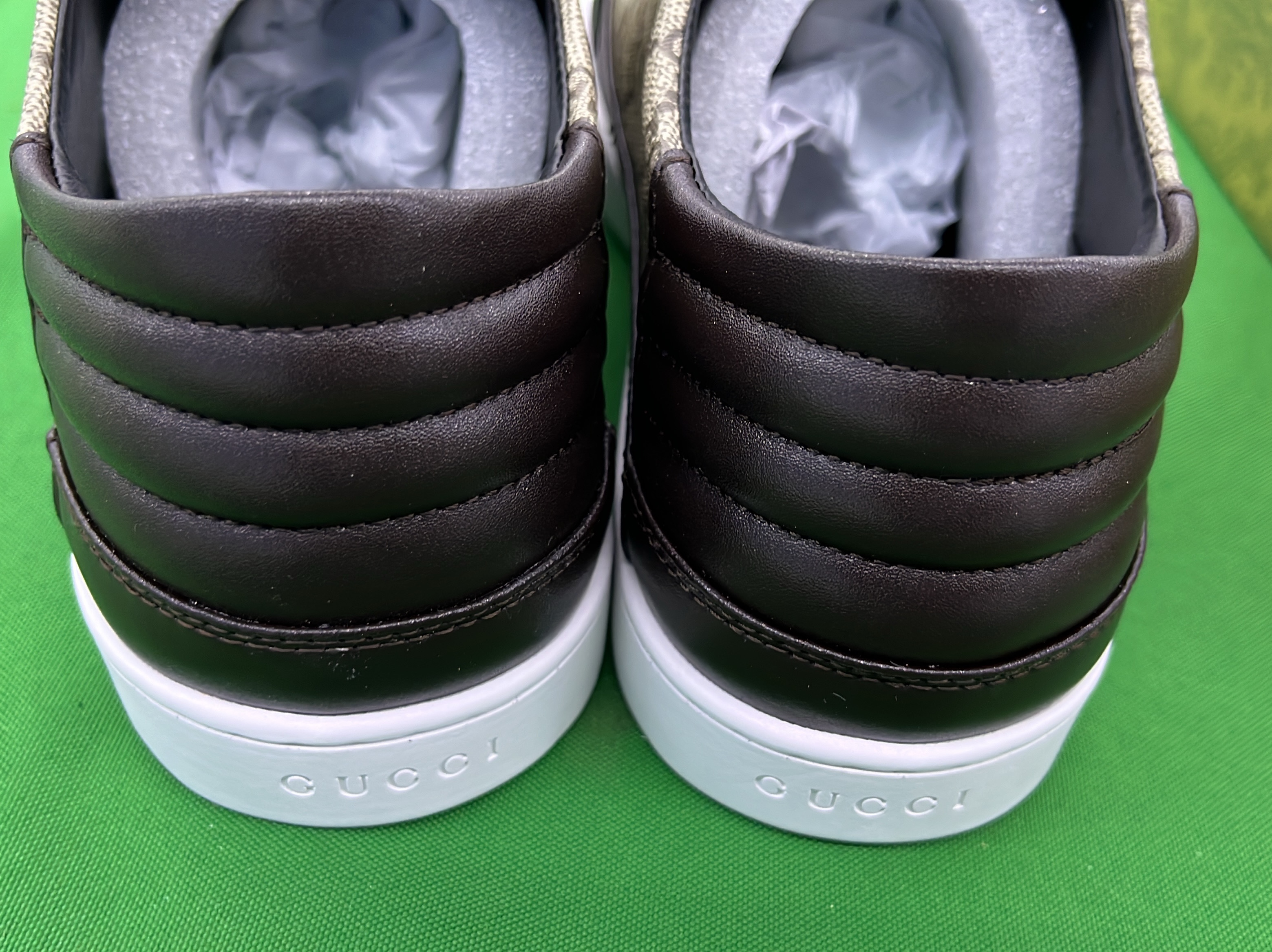 球鞋 QC 照片 2 / 6