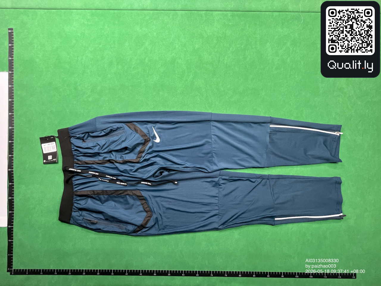 Pants QC photo 2 of 78
