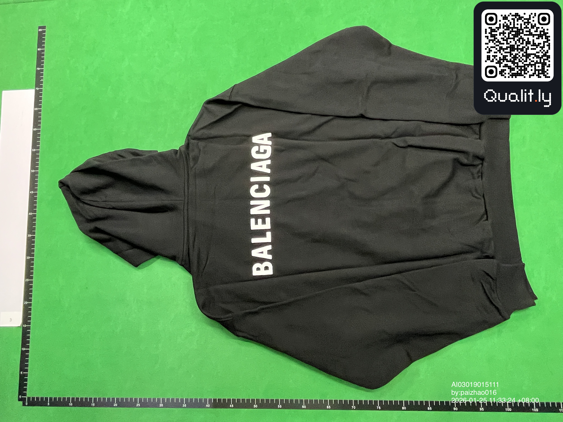 Hoodie QC photo 2 of 4