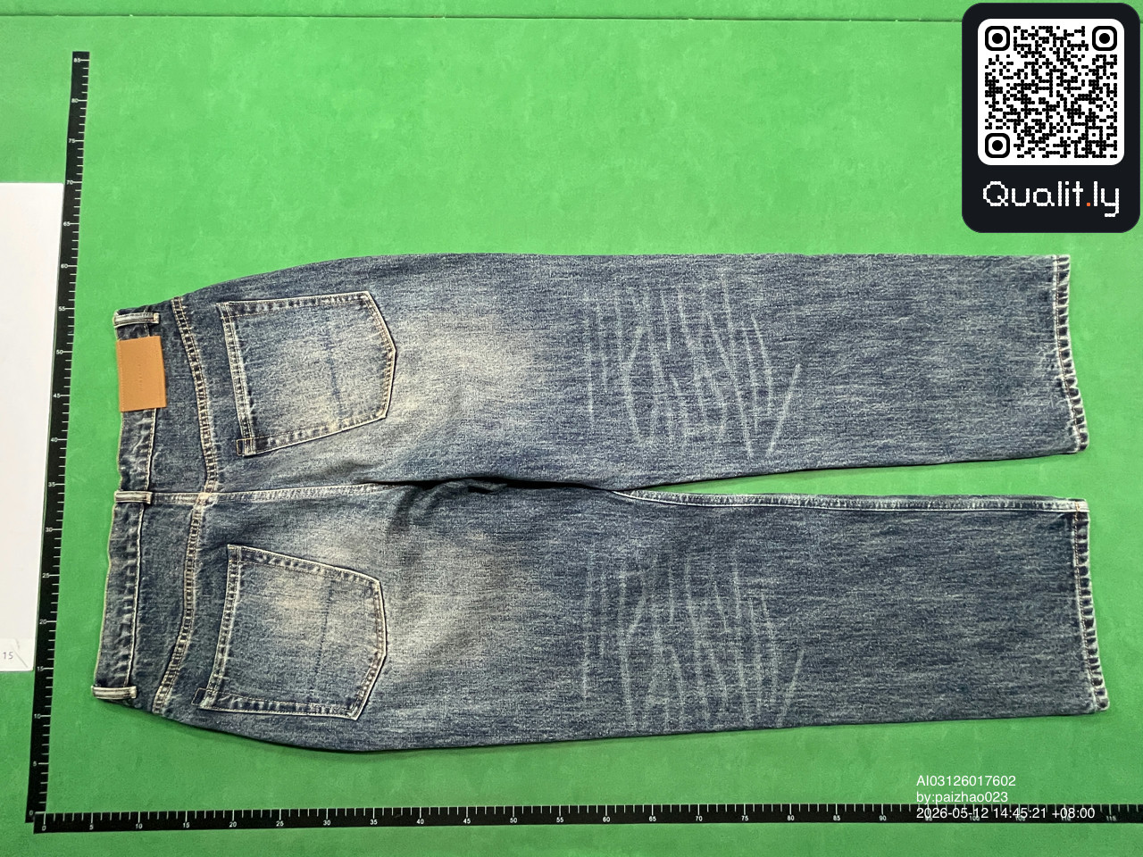 Jeans — QC-foto 2 van 21
