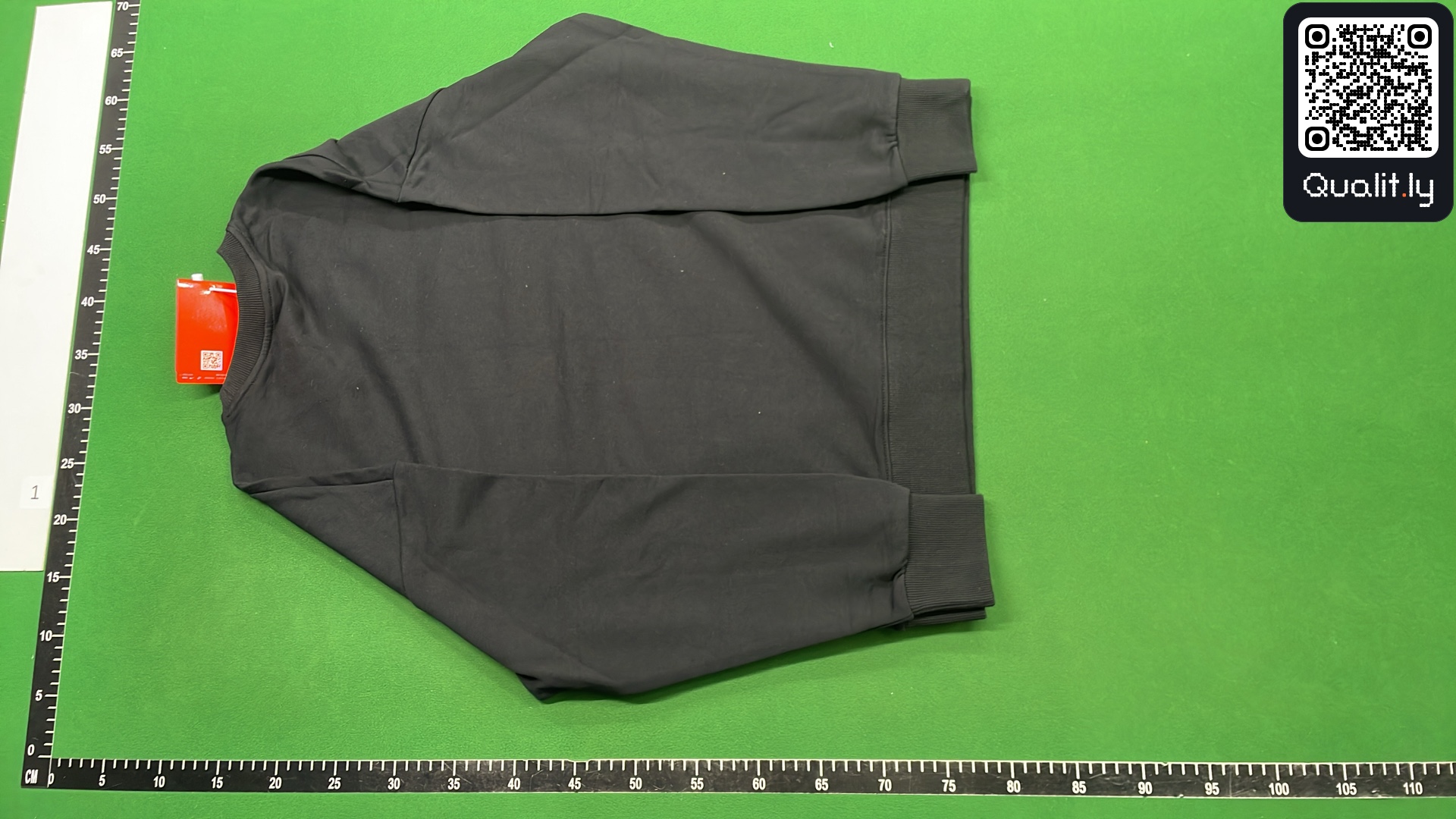Sweater — QC-foto 3 van 4