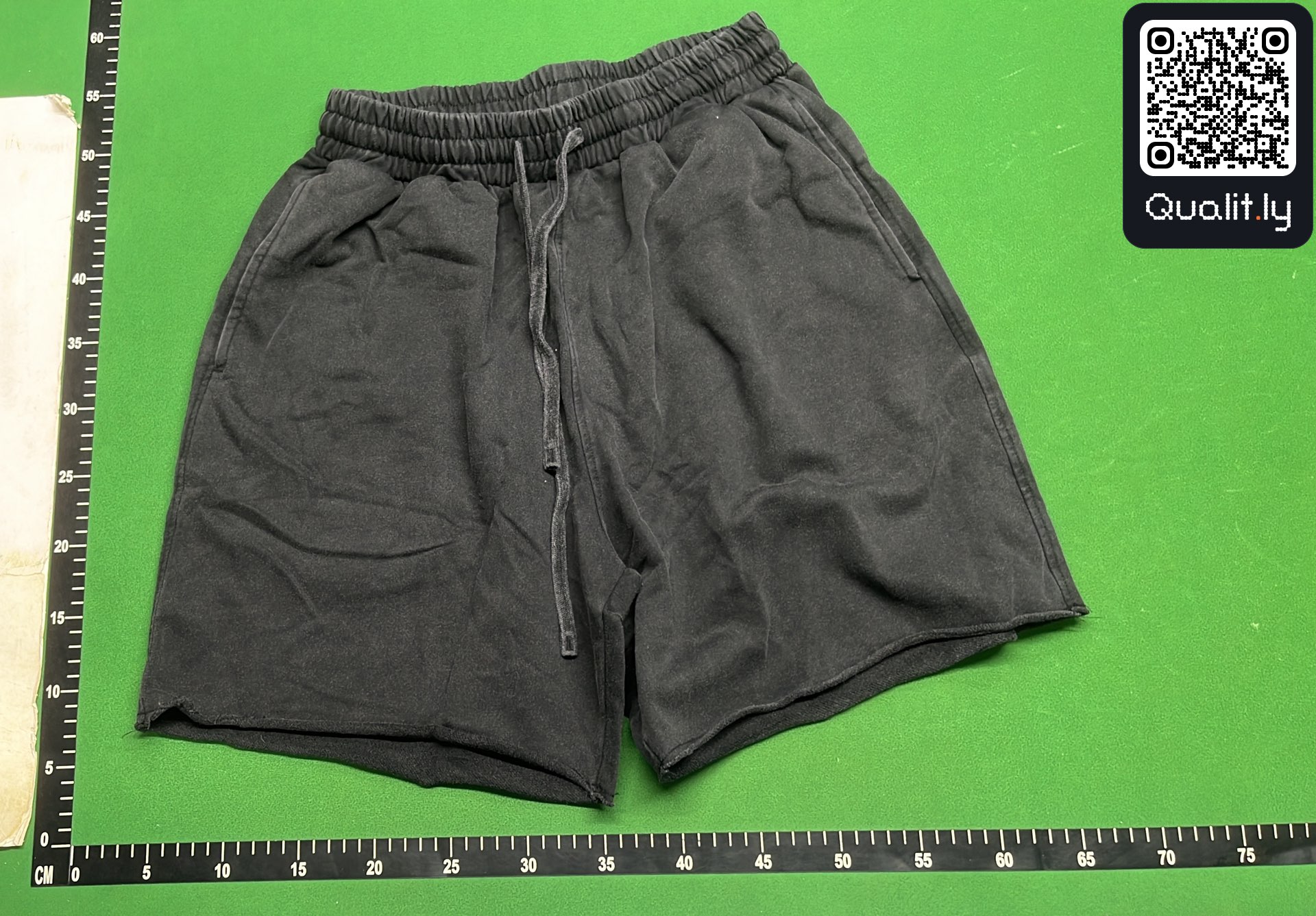 Shorts QC photo 2 of 8