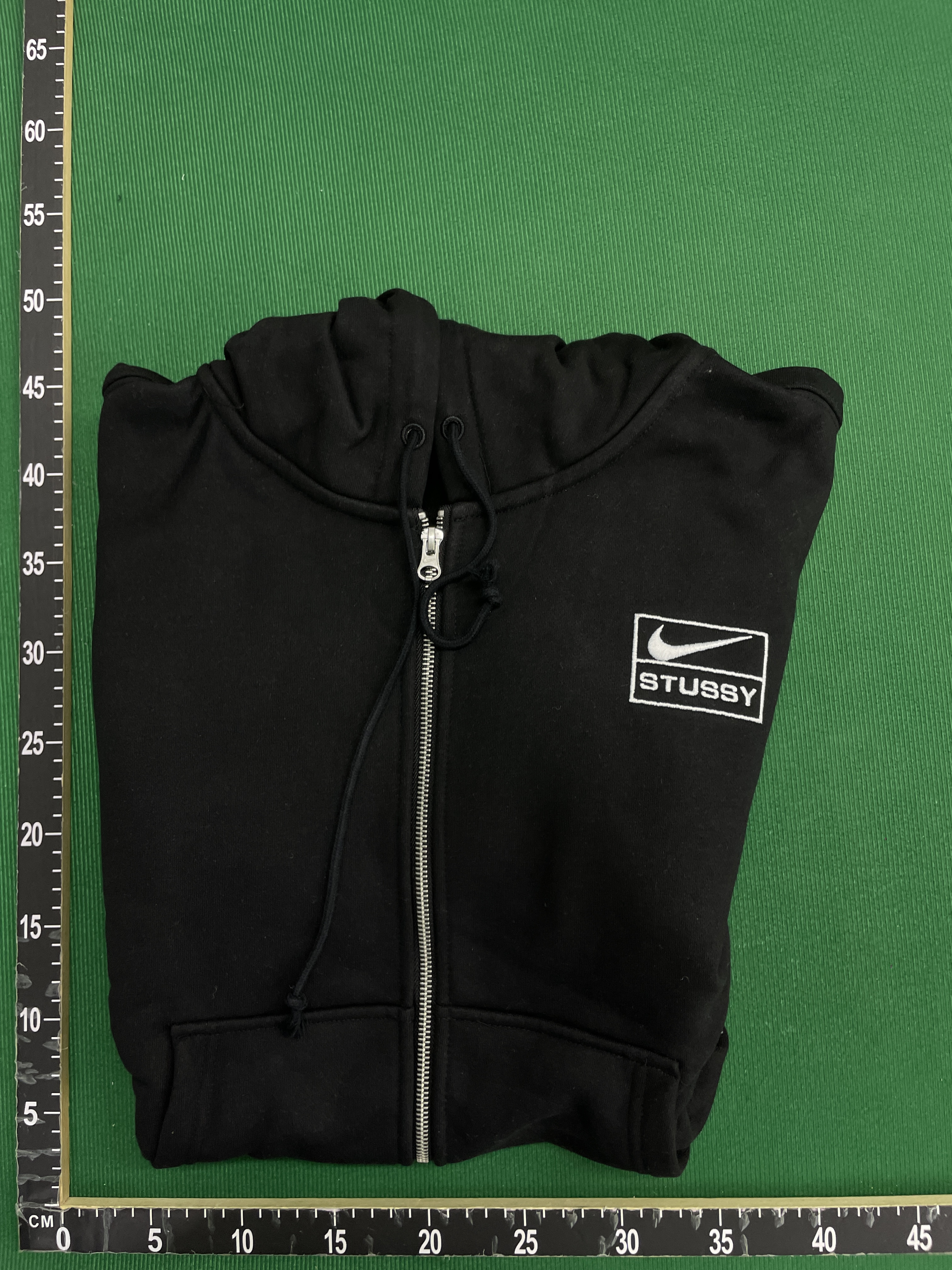 卫衣 QC 照片 1 / 43